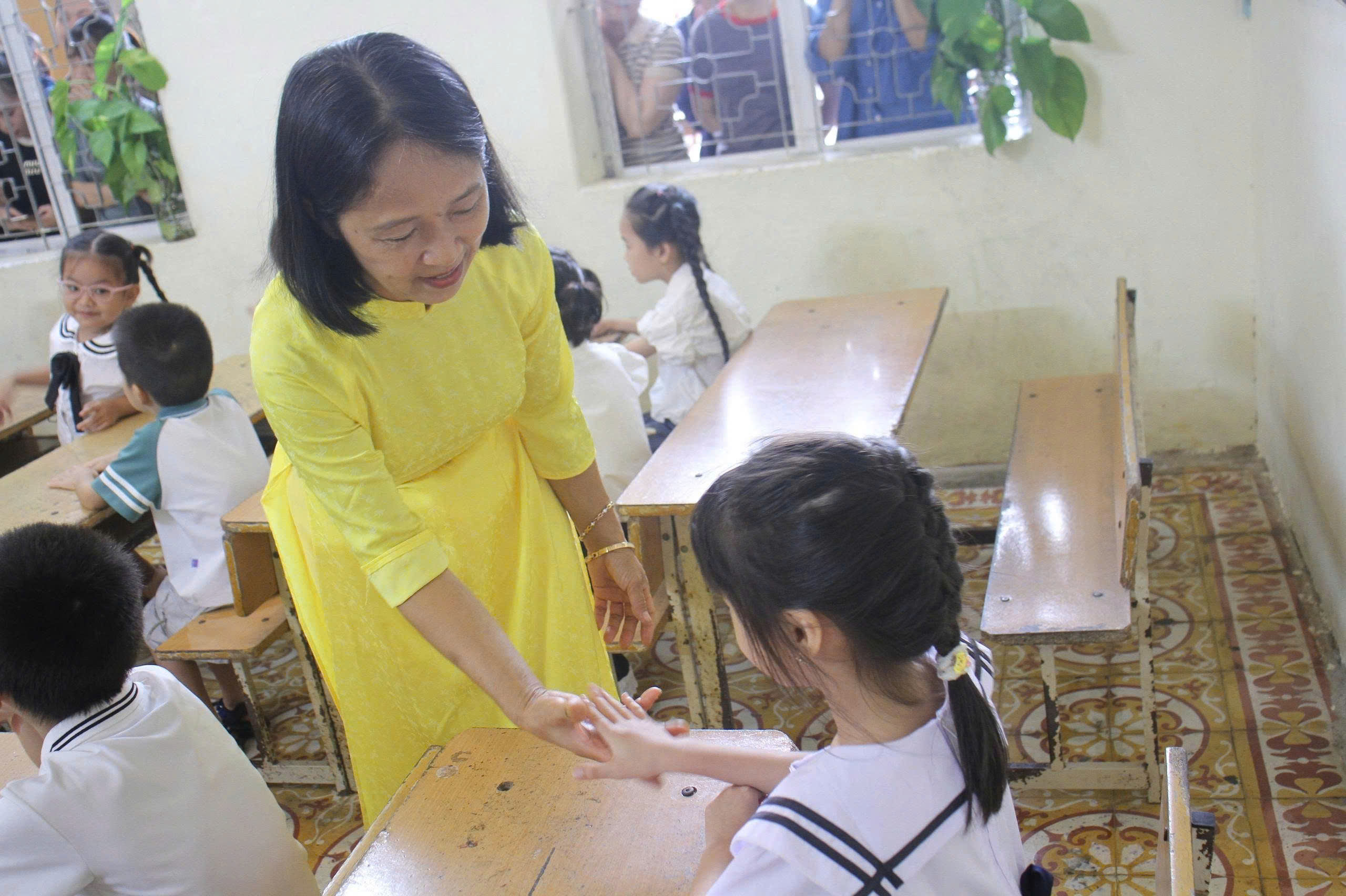 Anh-tin-bai