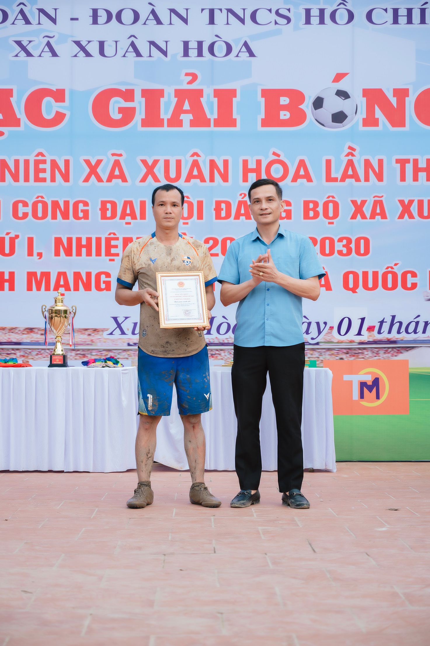 D:\SƠN TTCUDVC\ẢNH TUYÊN TRUYỀN\DSC_1893.jpg