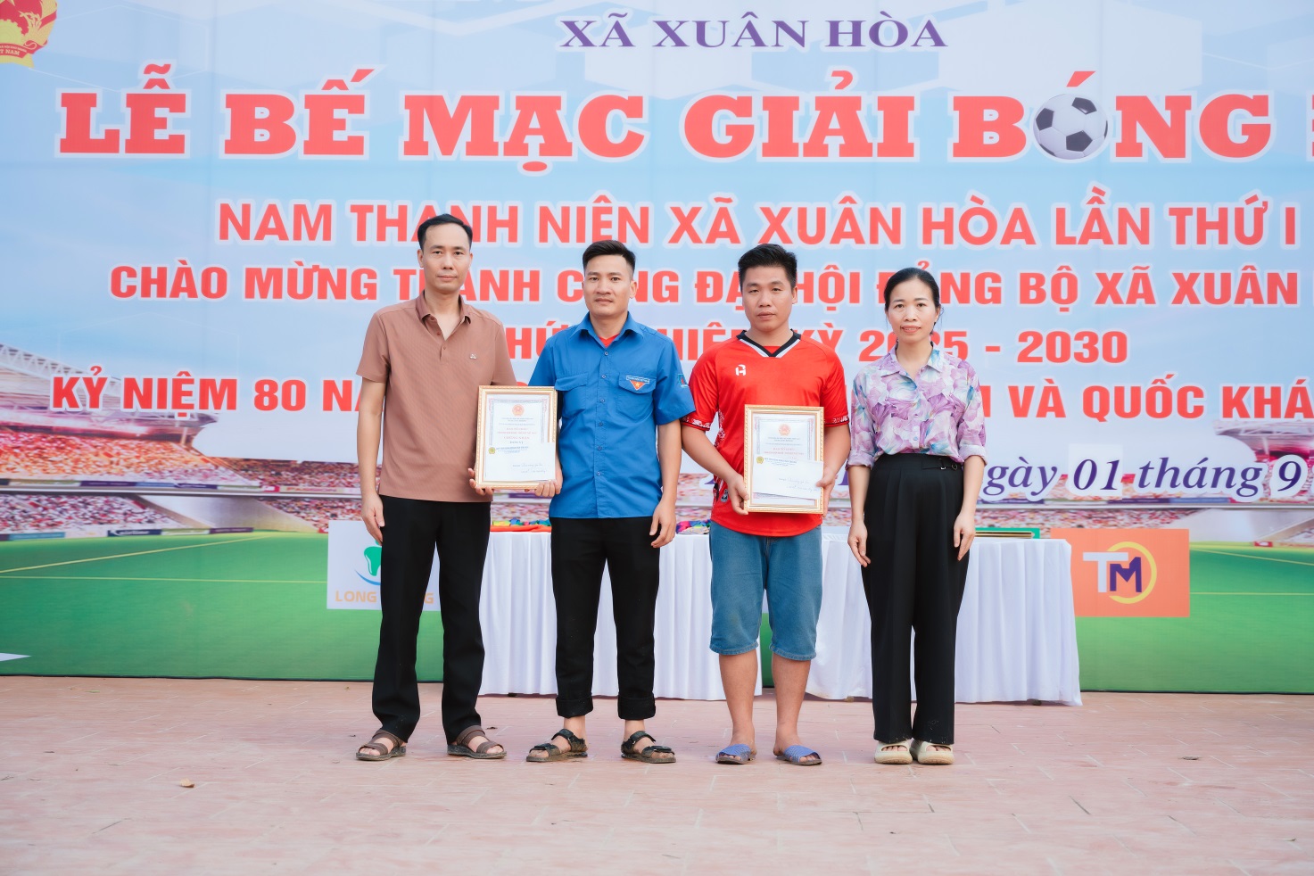 D:\SƠN TTCUDVC\ẢNH TUYÊN TRUYỀN\DSC_1909.jpg