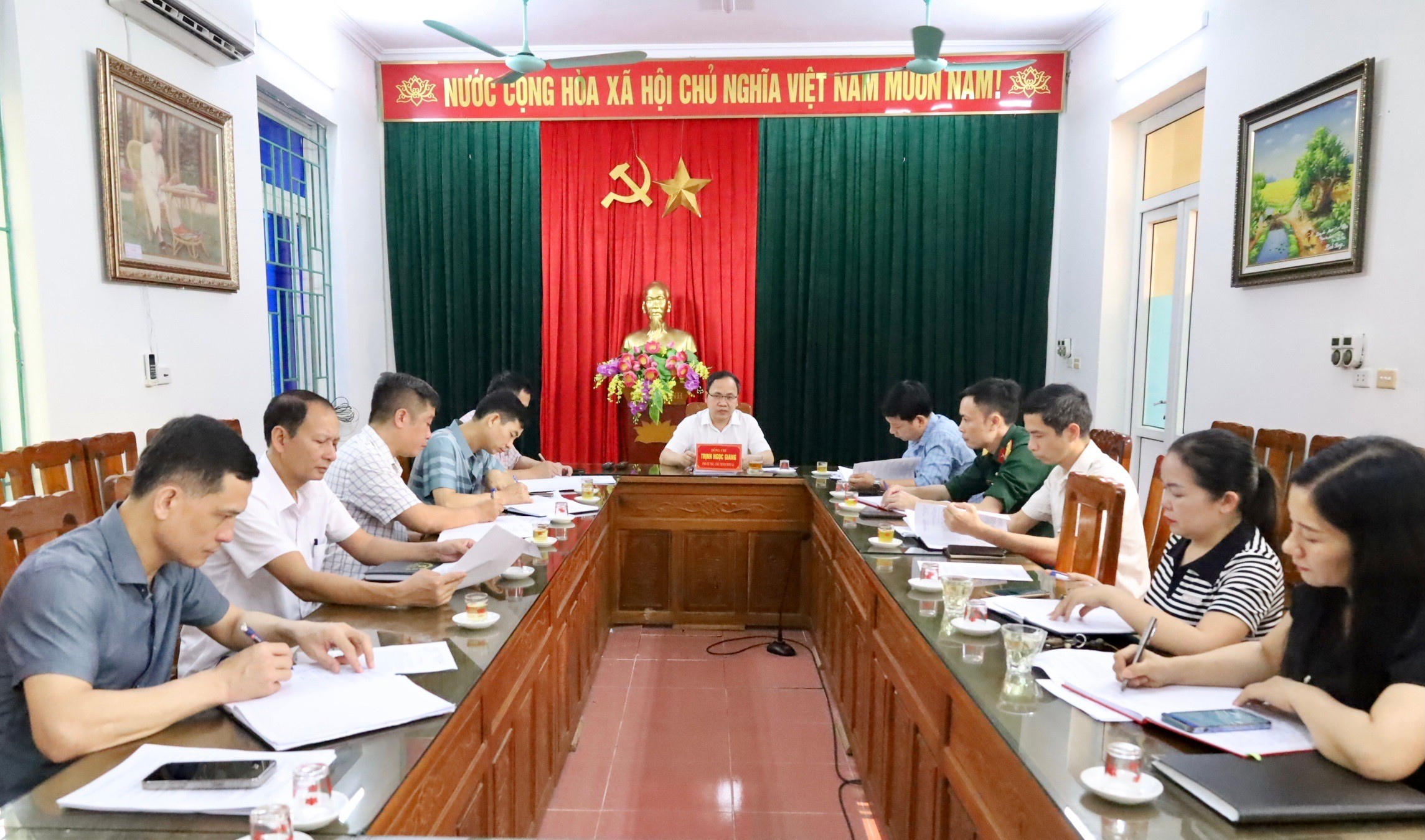 Hội nghị giao ban UBND xã Xuân Hoà tuần 15 năm 2026.