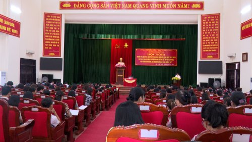 UBND HUYỆN THỌ XUÂN: HỘI NGHỊ NGHIÊN CỨU, HỌC TẬP, QUÁN TRIỆT, TRIỂN KHAI THỰC HIỆN NGHỊ QUYẾT SỐ 17 CỦA BCH ĐẢNG BỘ TỈNH THANH HÓA