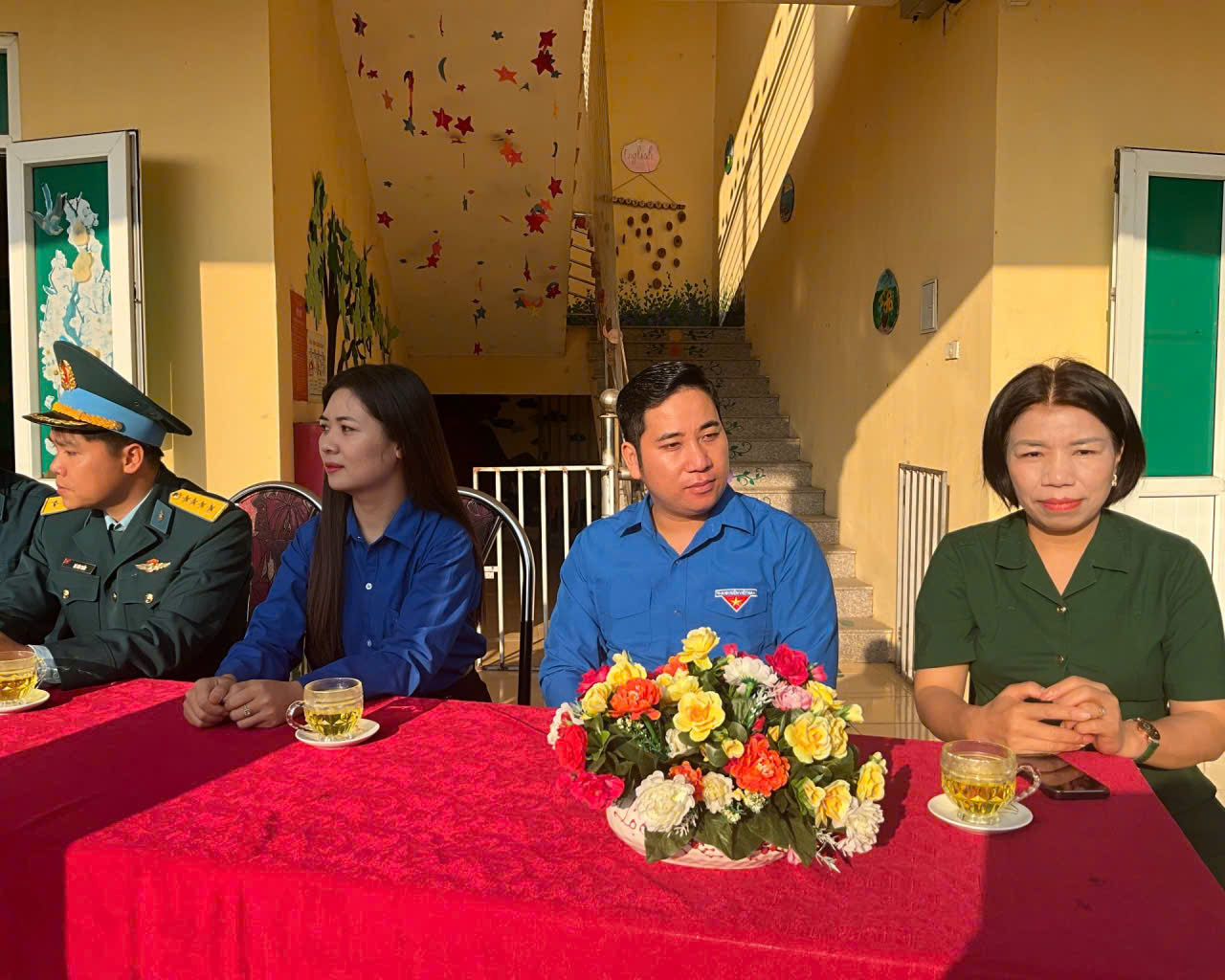 Anh-tin-bai