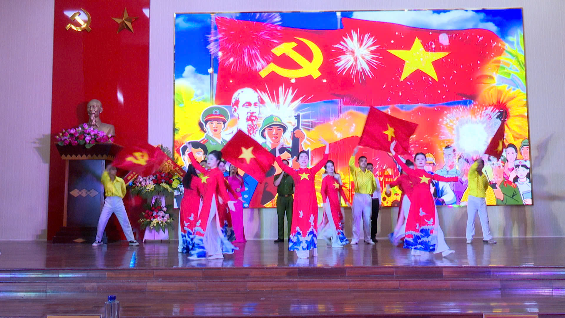 Anh-tin-bai