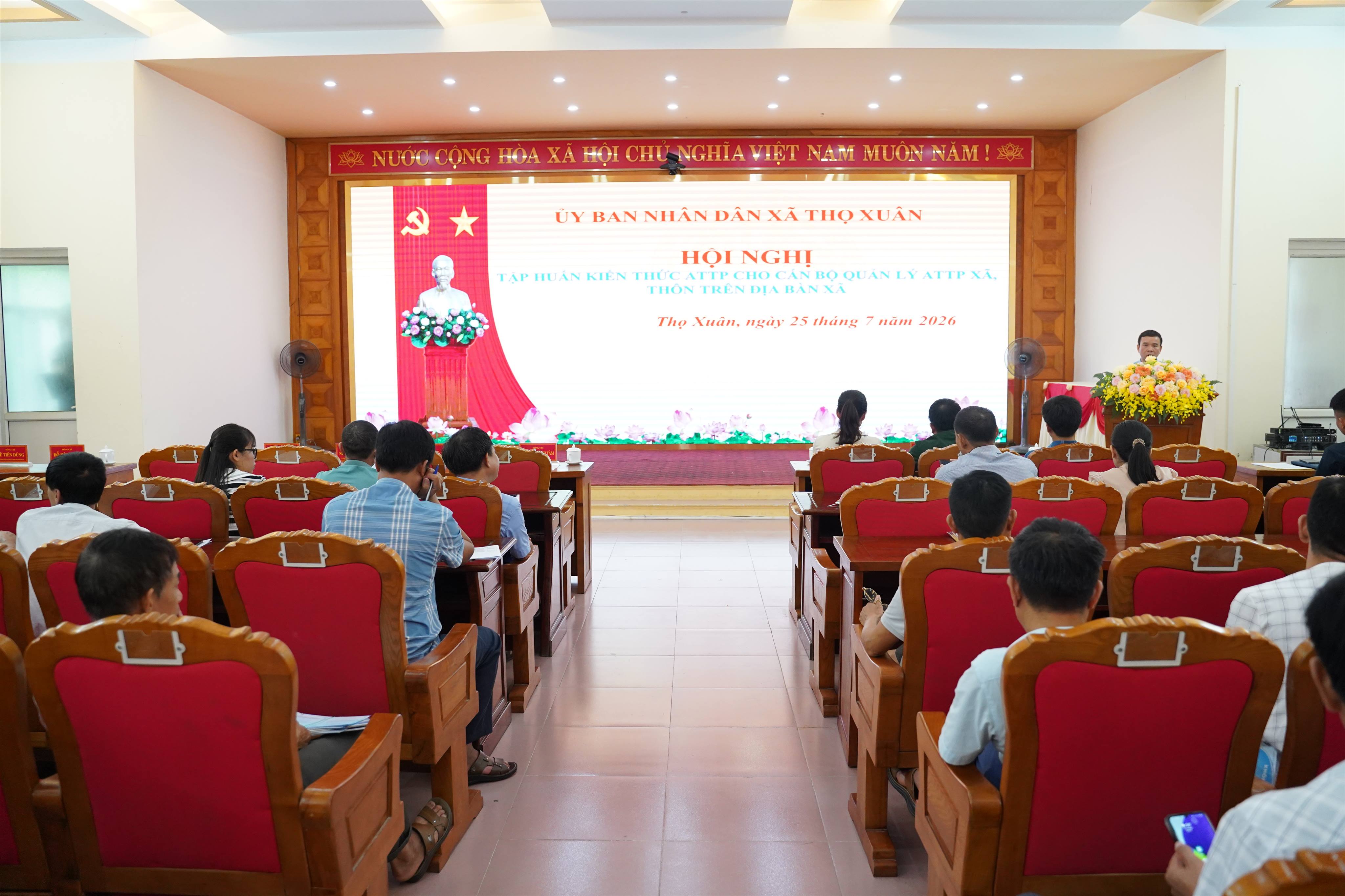 Xã Thọ Xuân tập huấn kiến thức an toàn thực phẩm cho cán bộ quản lý an toàn thực phẩm xã, thôn trên địa bàn xã