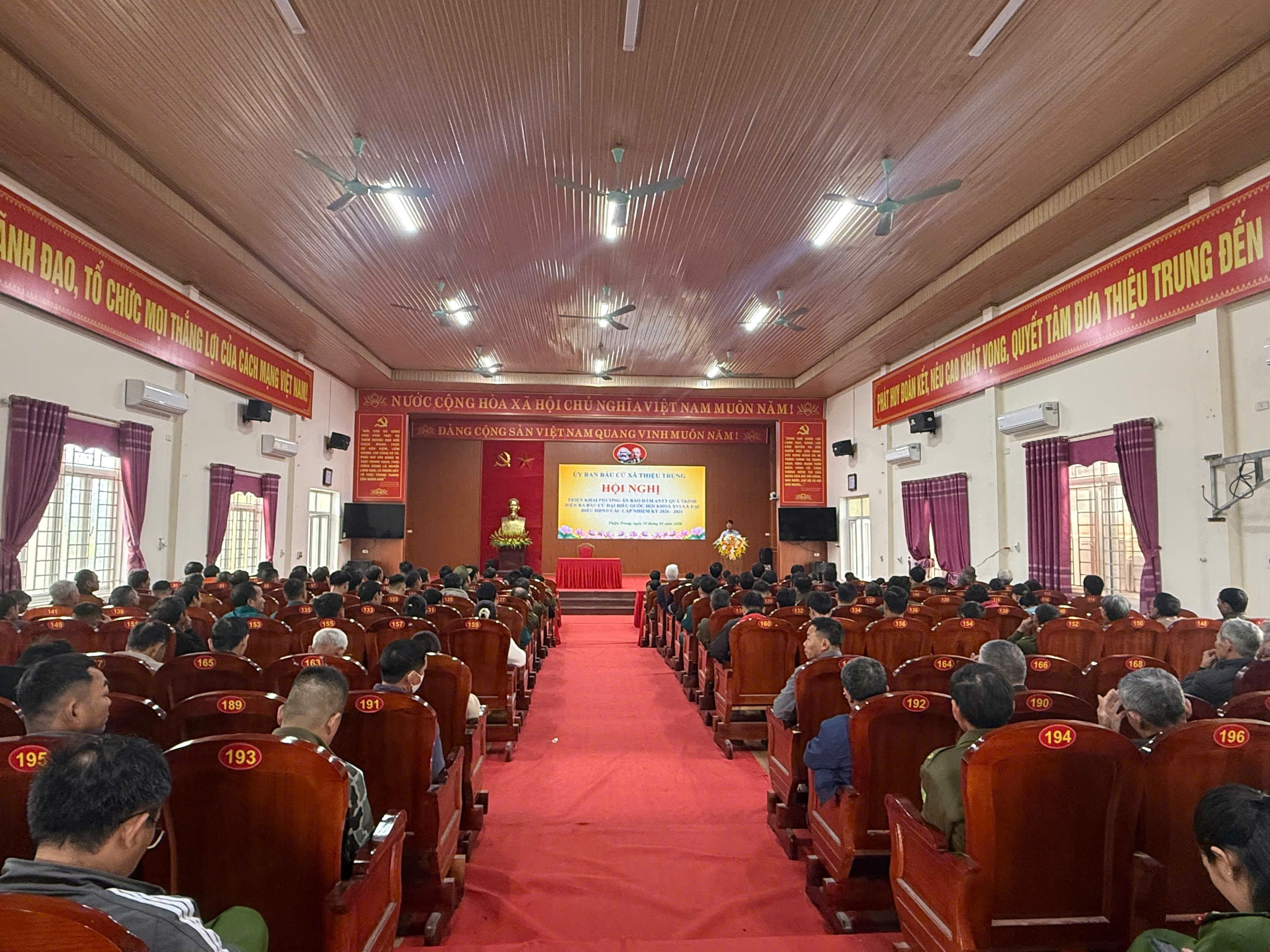 Xã Thiêu Trung tổ chức hội nghị triển khai phương án bảo đảm an ninh, trật tự phục vụ bầu cử đại biểu Quốc hội khóa XVI và đại biểu Hội đồng nhân dân các cấp nhiệm kỳ 2026 – 2031