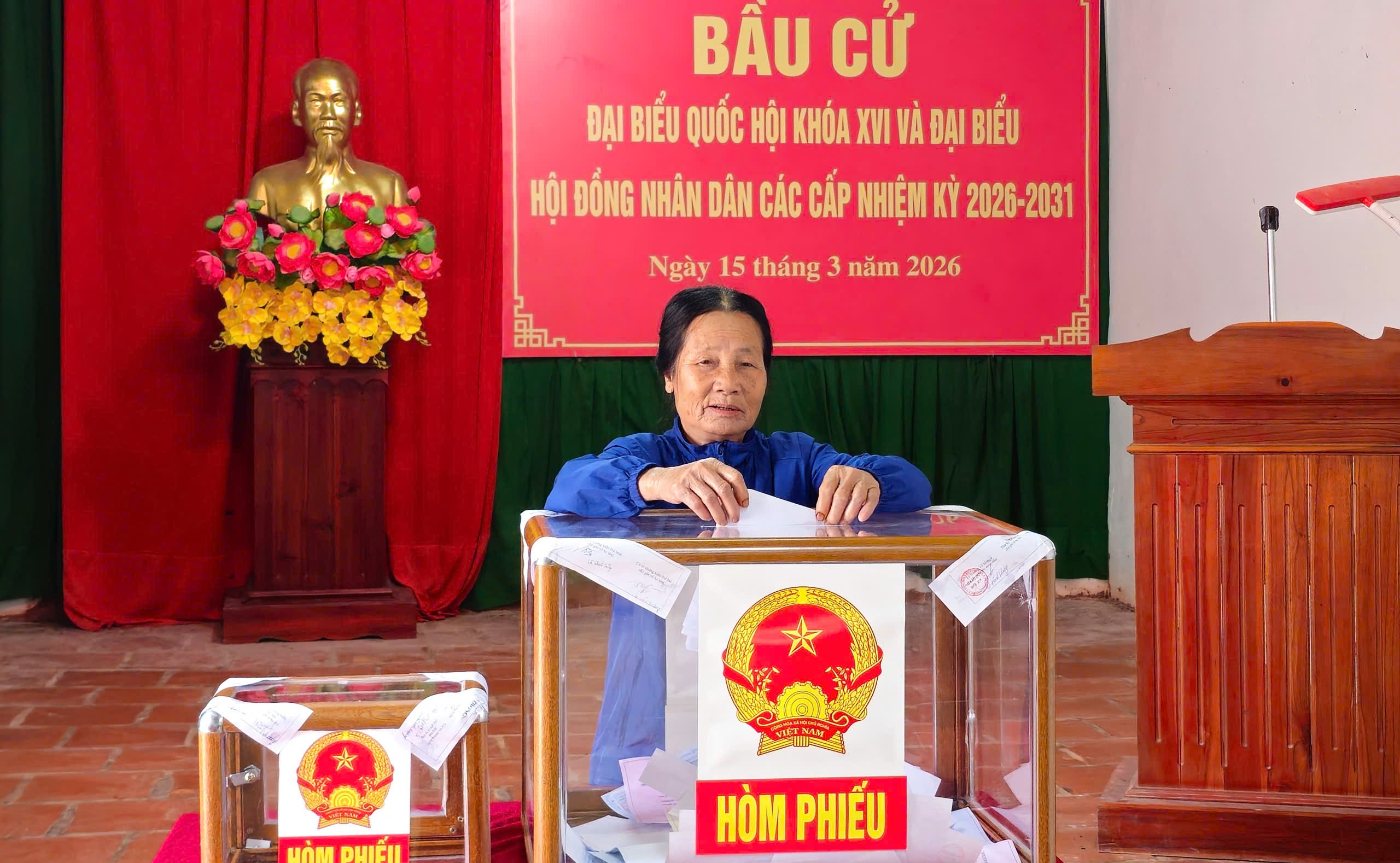 Thiệu Trung hoàn thành ngày bầu cử với tỷ lệ cử tri đi bầu đạt 100%