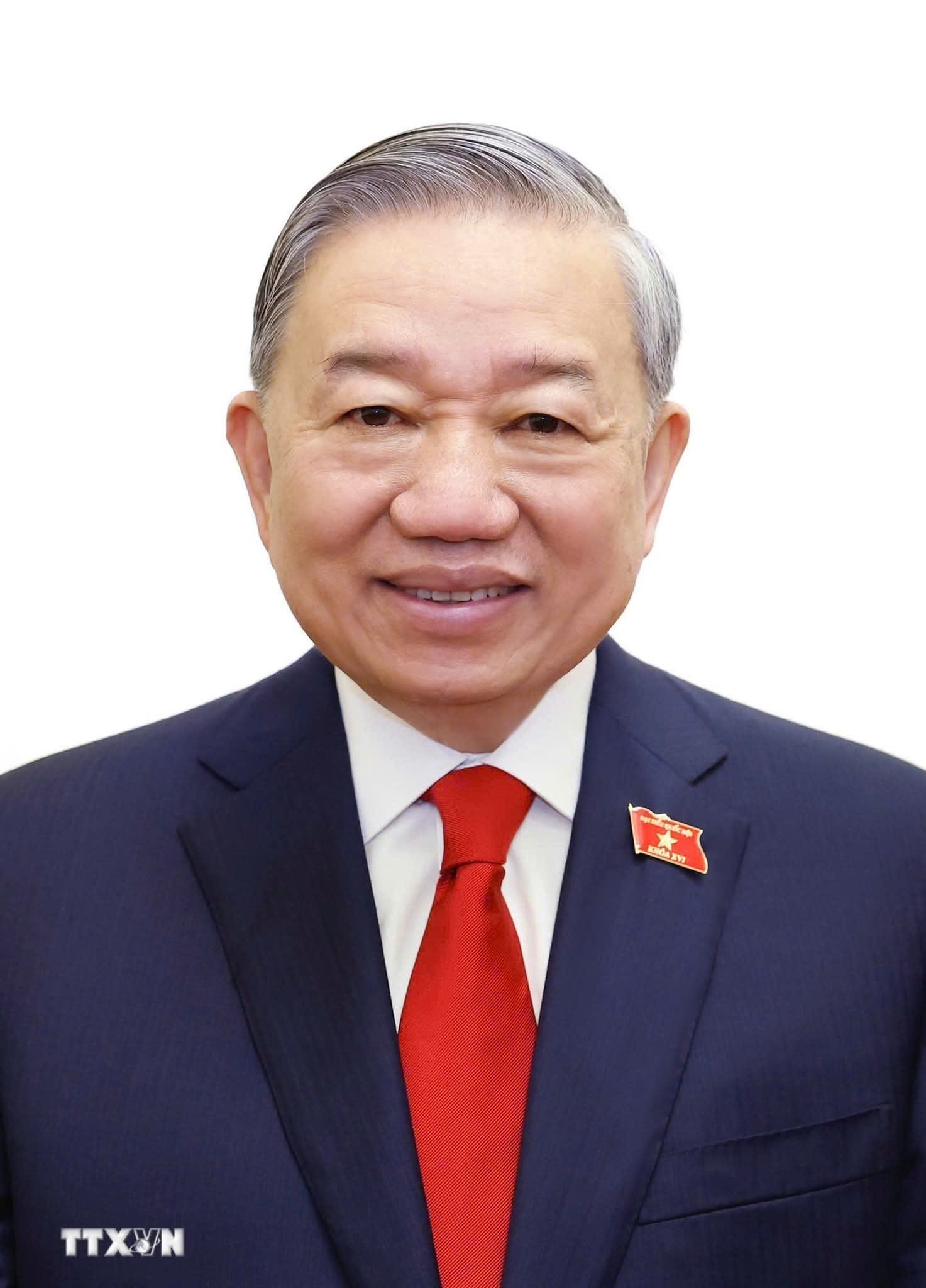 Tóm tắt tiểu sử của Tổng Bí thư, Chủ tịch nước Tô Lâm 