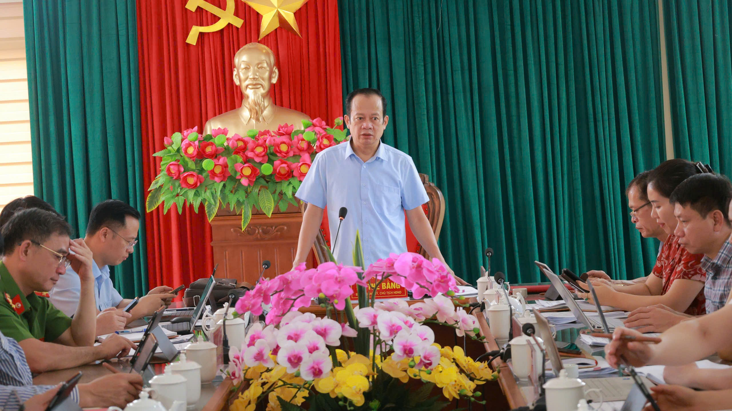 BAN THƯỜNG VỤ ĐẢNG ỦY XÃ THIỆU TRUNG CHO Ý KIẾN NHIỀU NỘI DUNG QUAN TRỌNG VỀ PHÁT TRIỂN KINH TẾ - XÃ HỘI VÀ CÔNG TÁC XÂY DỰNG ĐẢNG