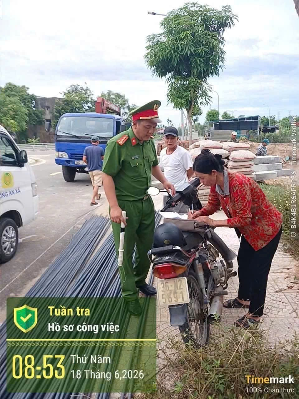 CÔNG AN XÃ THIỆU TRUNG TIẾP TỤC DUY TRÌ THỰC HIỆN CAO ĐIỂM THIẾT LẬP TRẬT TỰ ĐÔ THỊ, TRẬT TỰ CÔNG CỘNG TRÊN ĐỊA BÀN XÃ