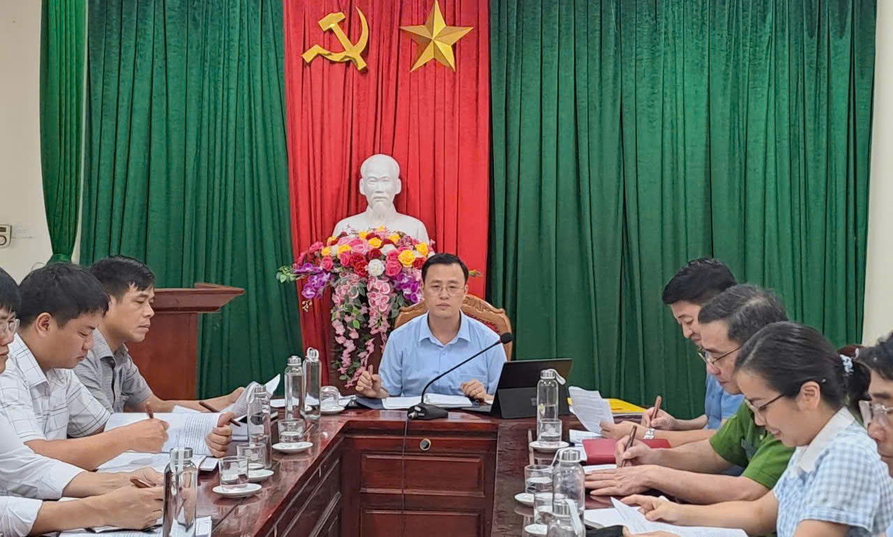 UBND xã Thiệu Trung tổ chức hội nghị đánh giá kết quả thực hiện nhiệm vụ tháng 8, triển khai nhiệm vụ tháng 9 năm 2025