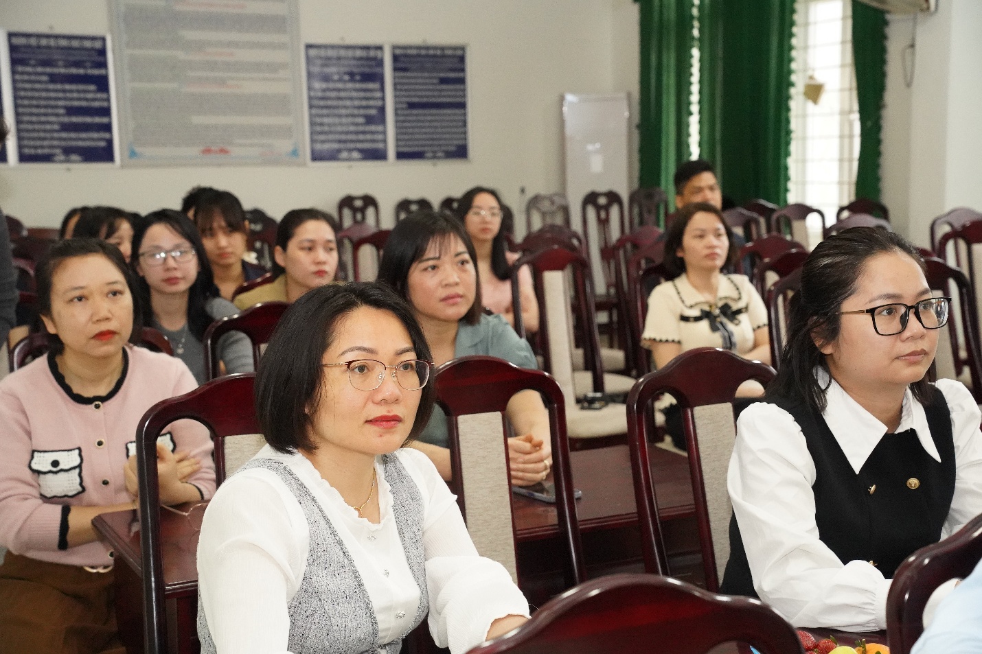 E:\NĂM 2026\THÁNG 2\ngày 26\ảnh bí thư chúc mừng ngày thầy thuốc việt nam\DSC03575.JPG