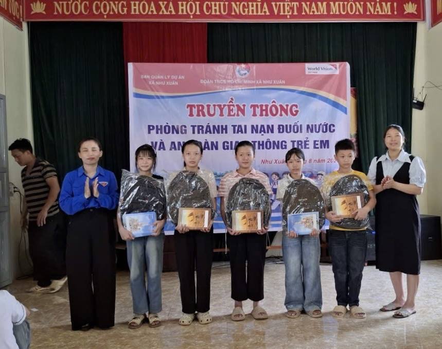 Anh-tin-bai