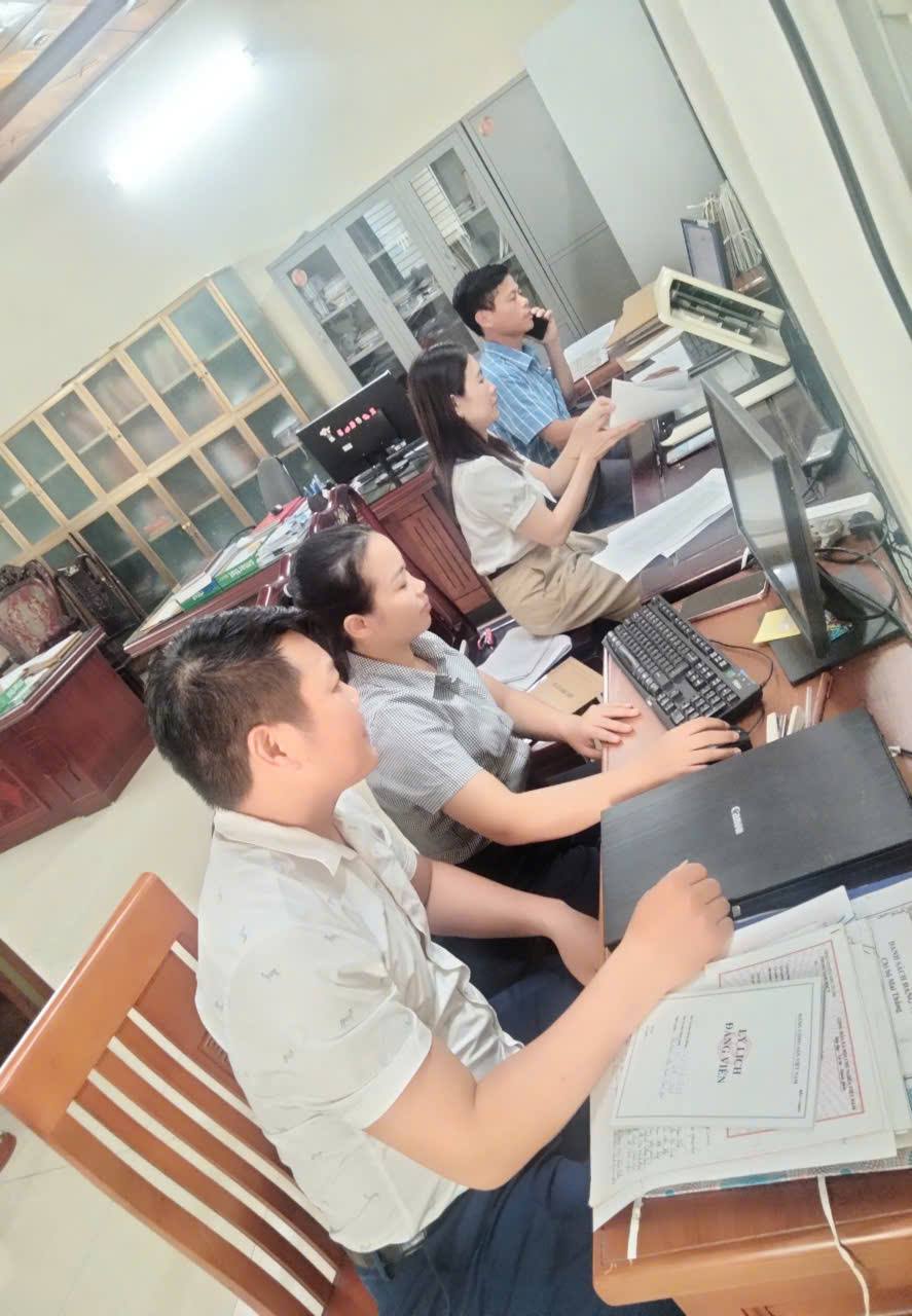 Đảng uỷ xã Như Xuân tập trung đẩy mạnh thực hiện “Chiến dịch 100 ngày” về chuyển đổi số ngành Tổ chức xây dựng Đảng