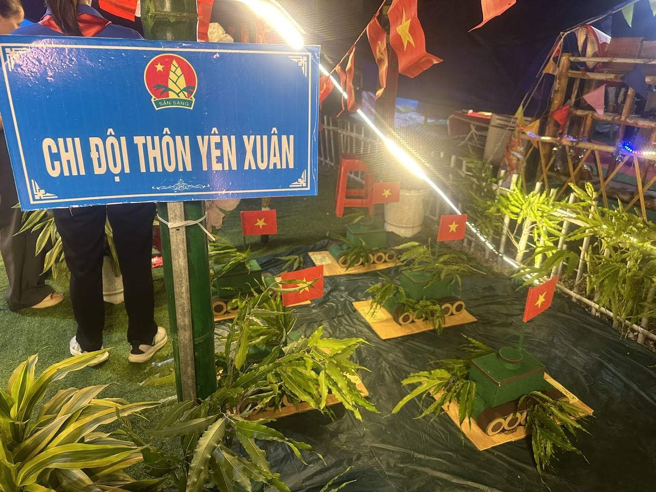 Anh-tin-bai