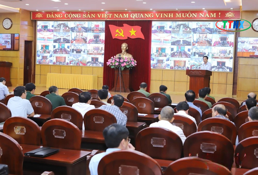 D:\LUU PHIM NĂM 2025\XÃ NHƯ XUÂN\thang 7\NGAY 23\HỘI NGHỊ TRỰC TUYẾN KHẮC PHỤC BÃO SỐ 3\WatermarkImage.com (2)\147d3103113t74403l0.jpg