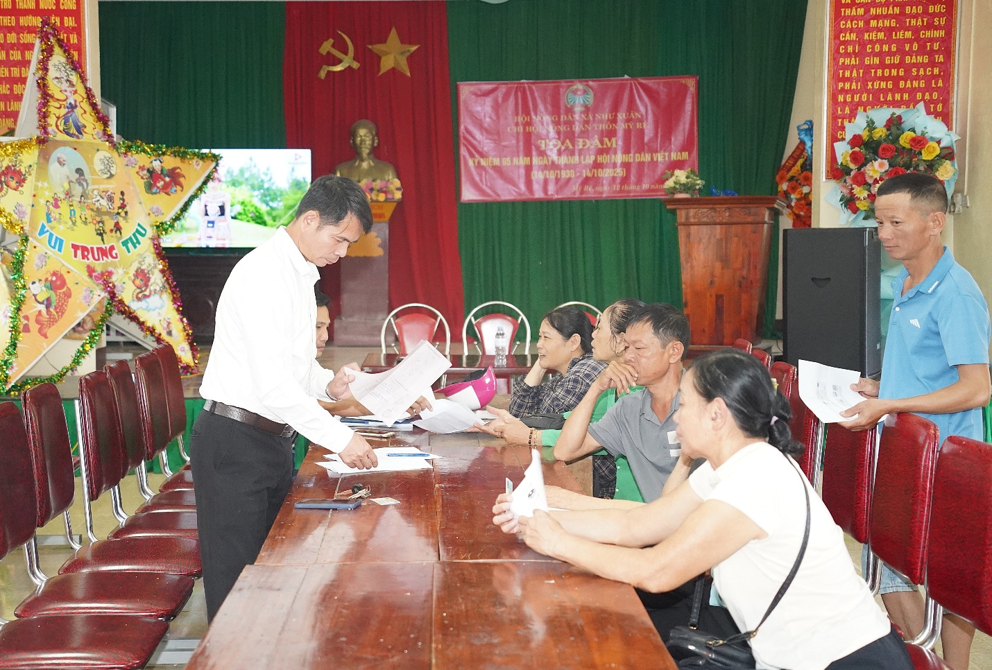 C:\Users\admin\Desktop\ảnh ra quan làm sạch dữ liệu đất đai\DSC05224.JPG