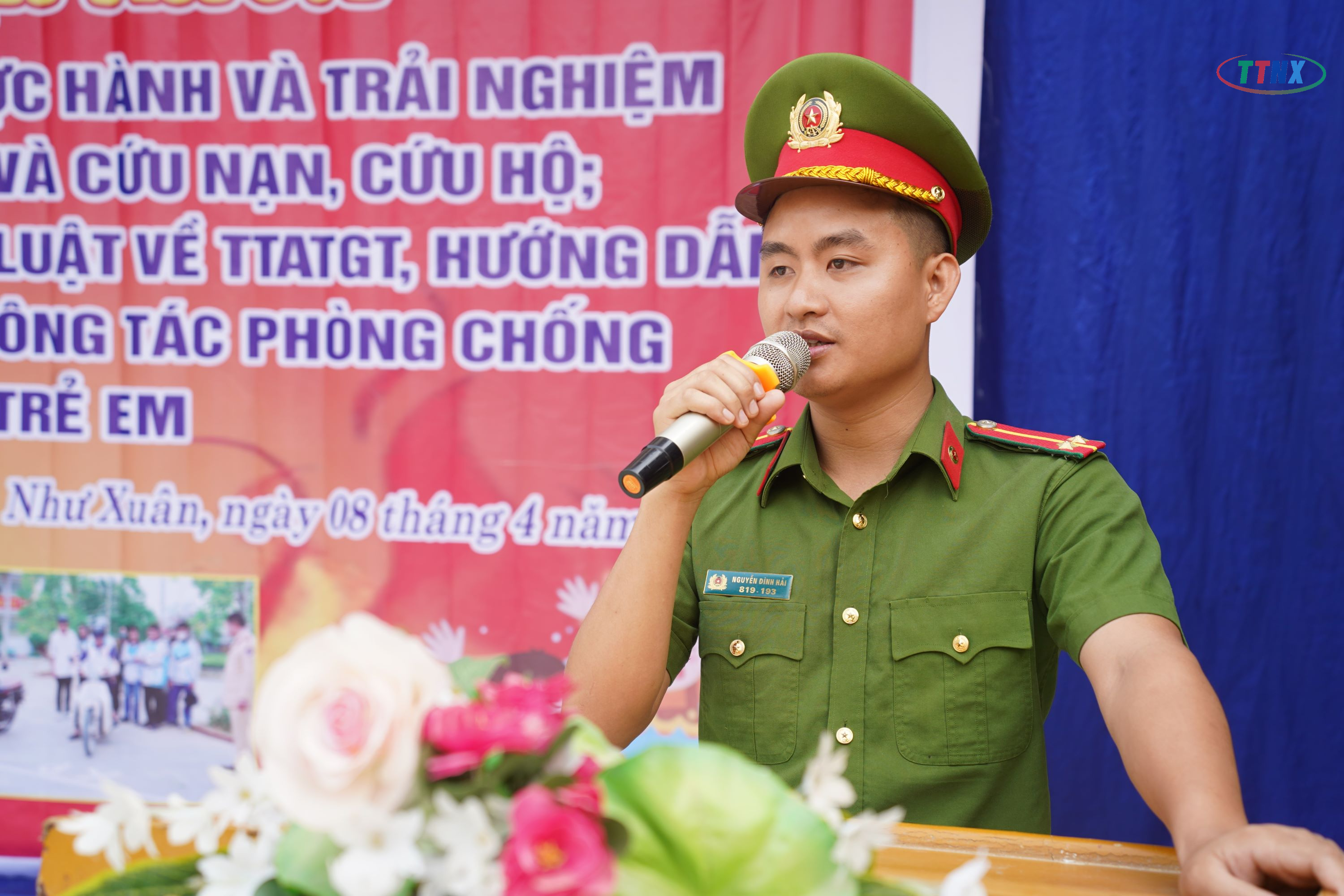 Anh-tin-bai