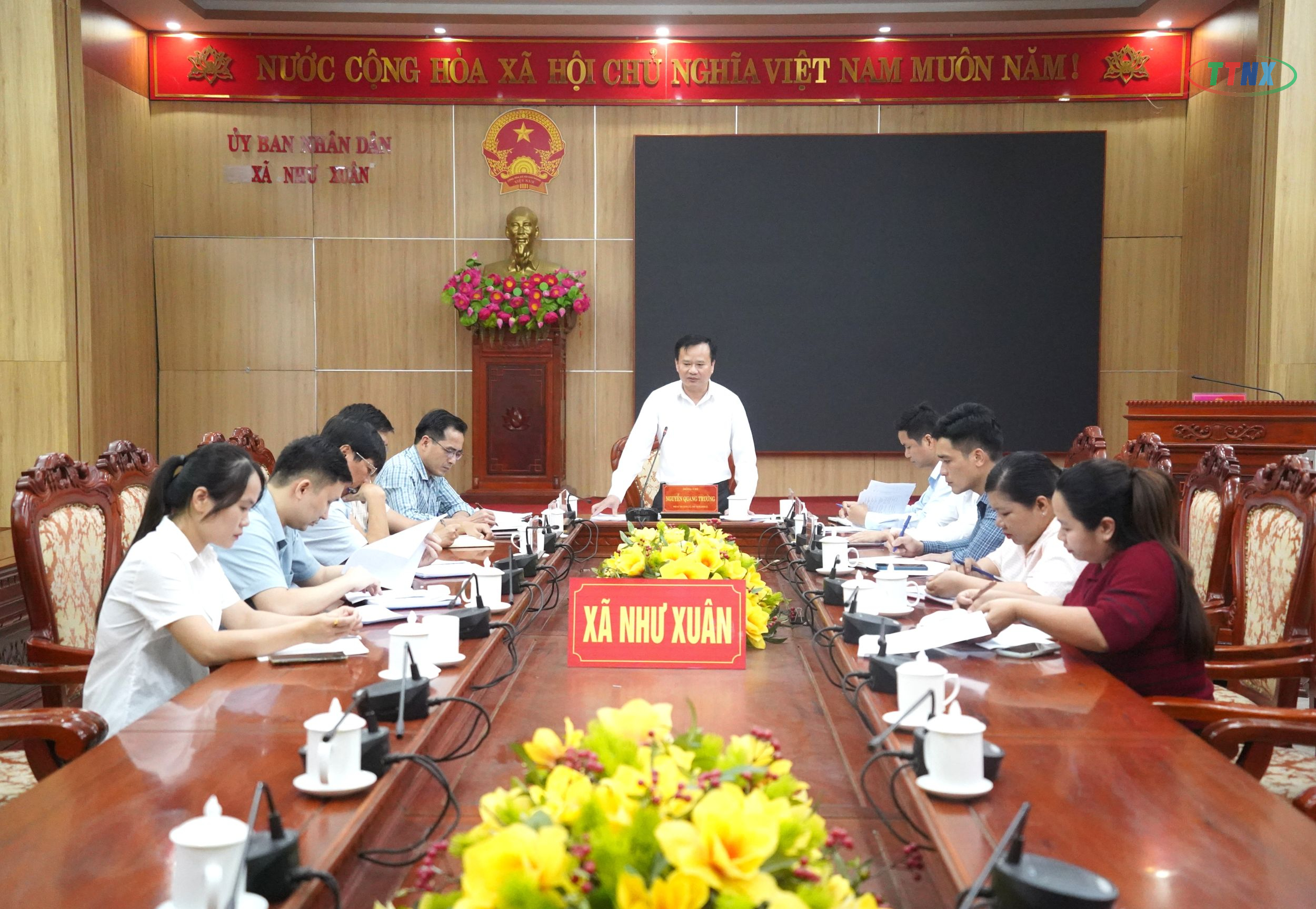 UBND xã Như Xuân giao ban tuần 41, tập trung đẩy nhanh tiến độ các dự án và giải ngân vốn đầu tư công