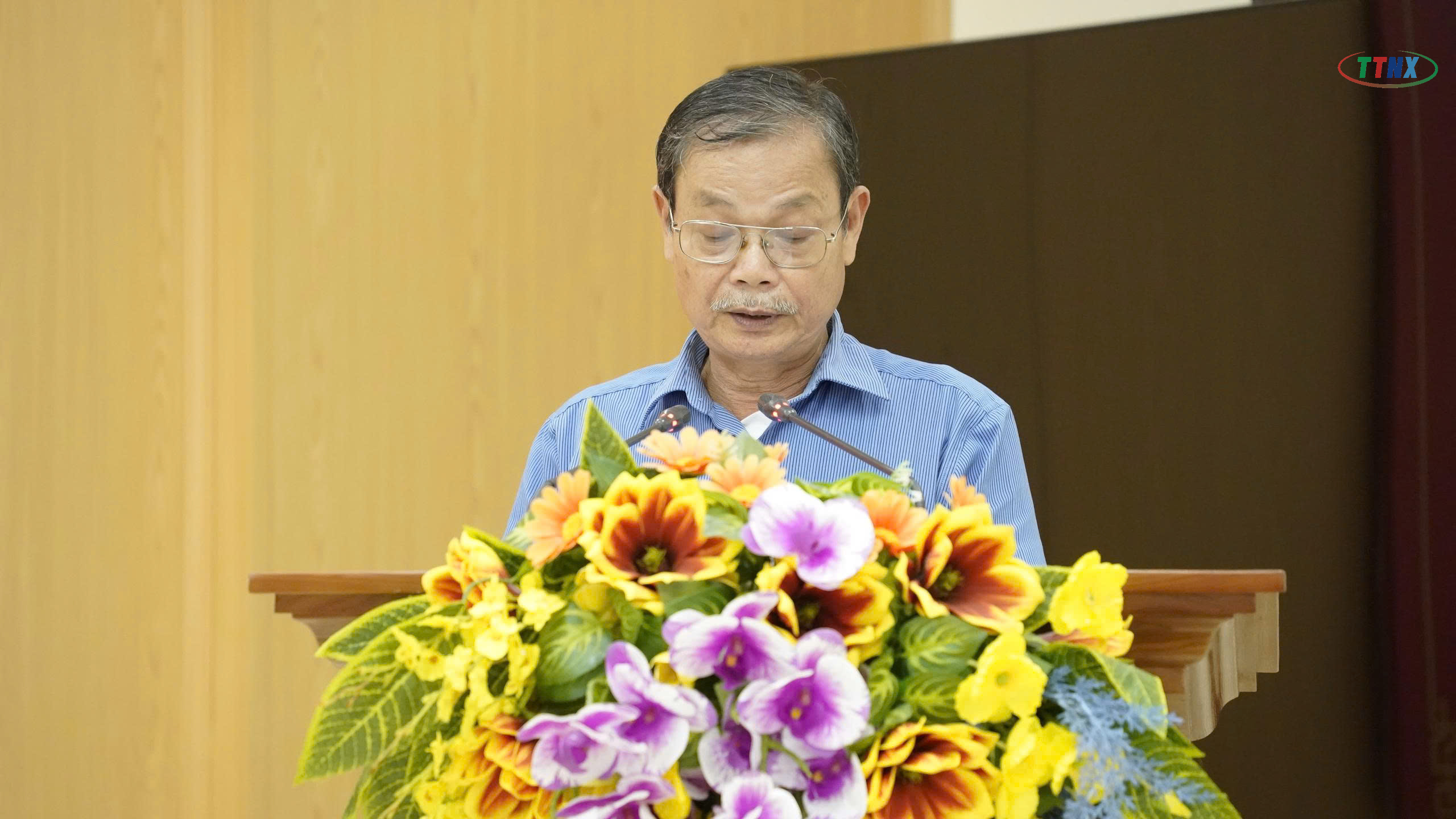 Anh-tin-bai
