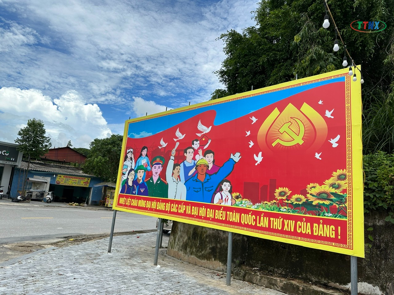 Anh-tin-bai