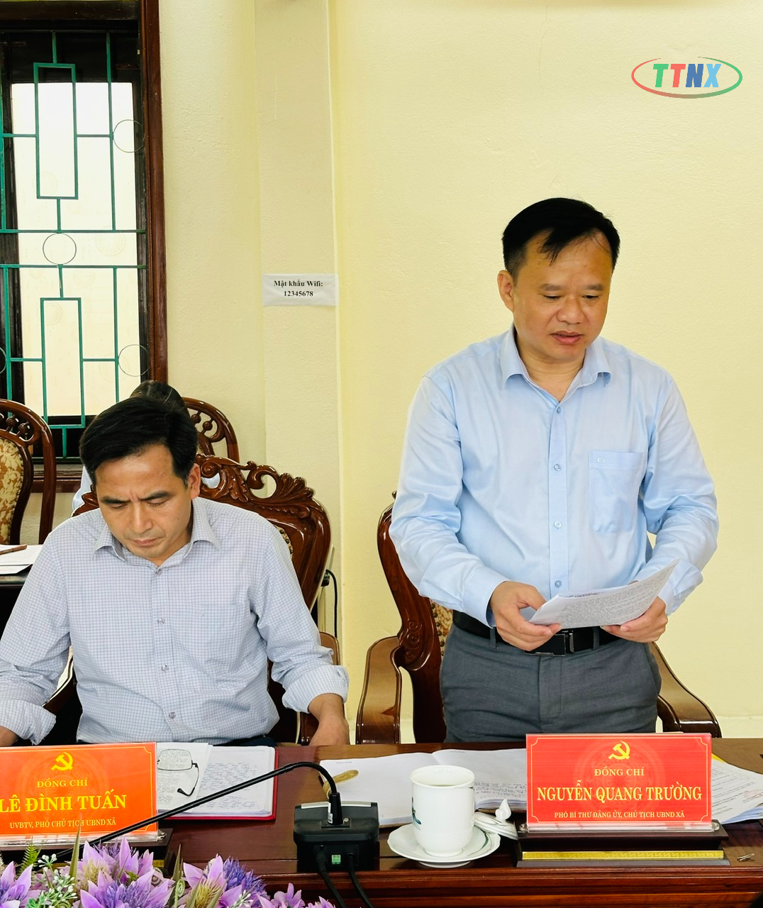 Anh-tin-bai