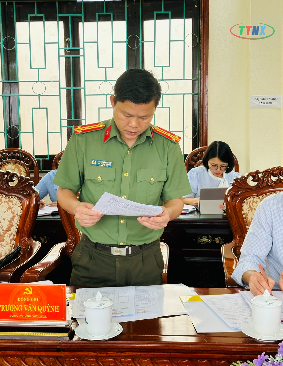 Anh-tin-bai