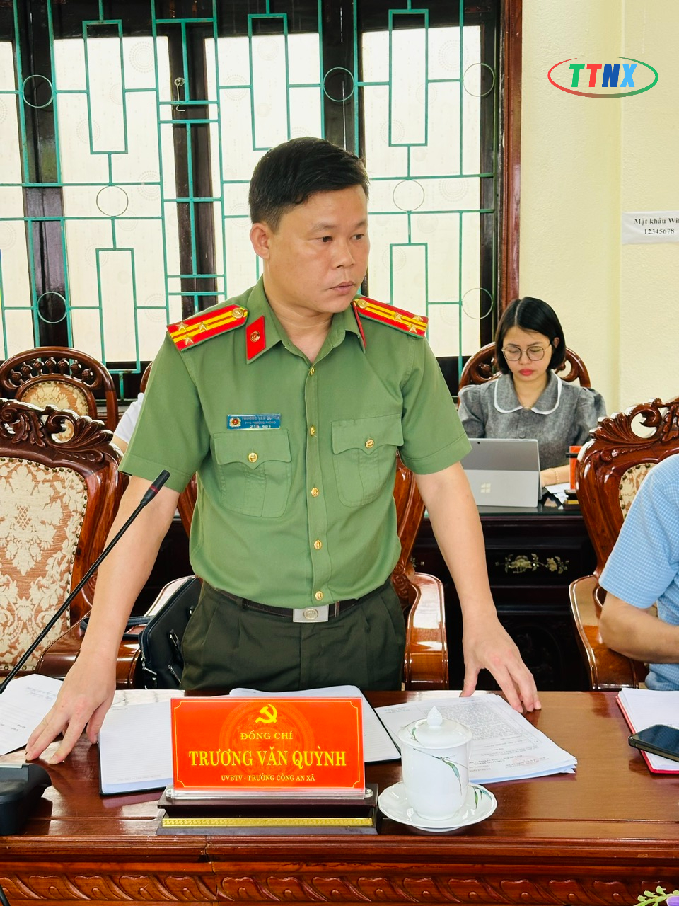 Anh-tin-bai