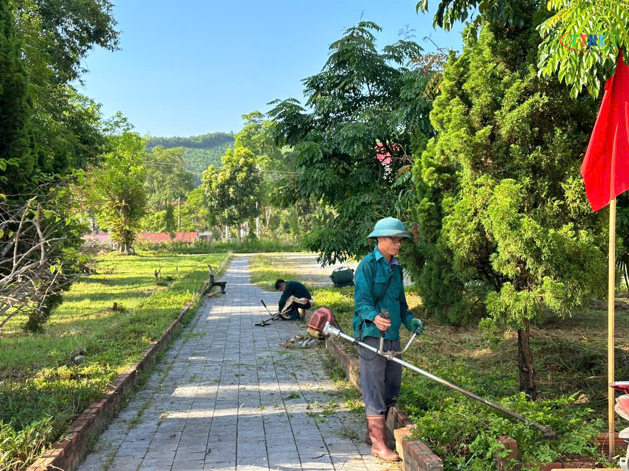 Anh-tin-bai