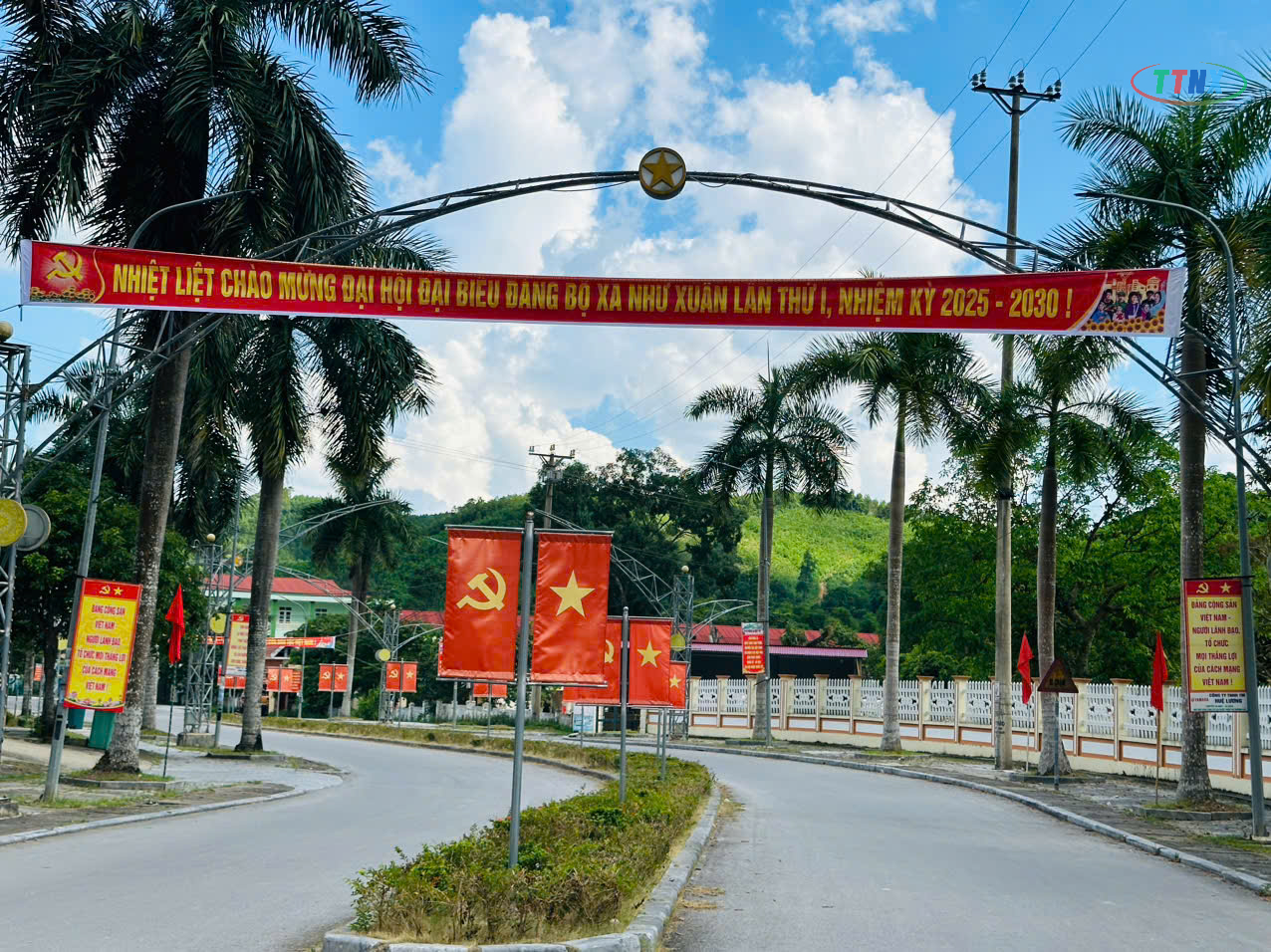 Anh-tin-bai