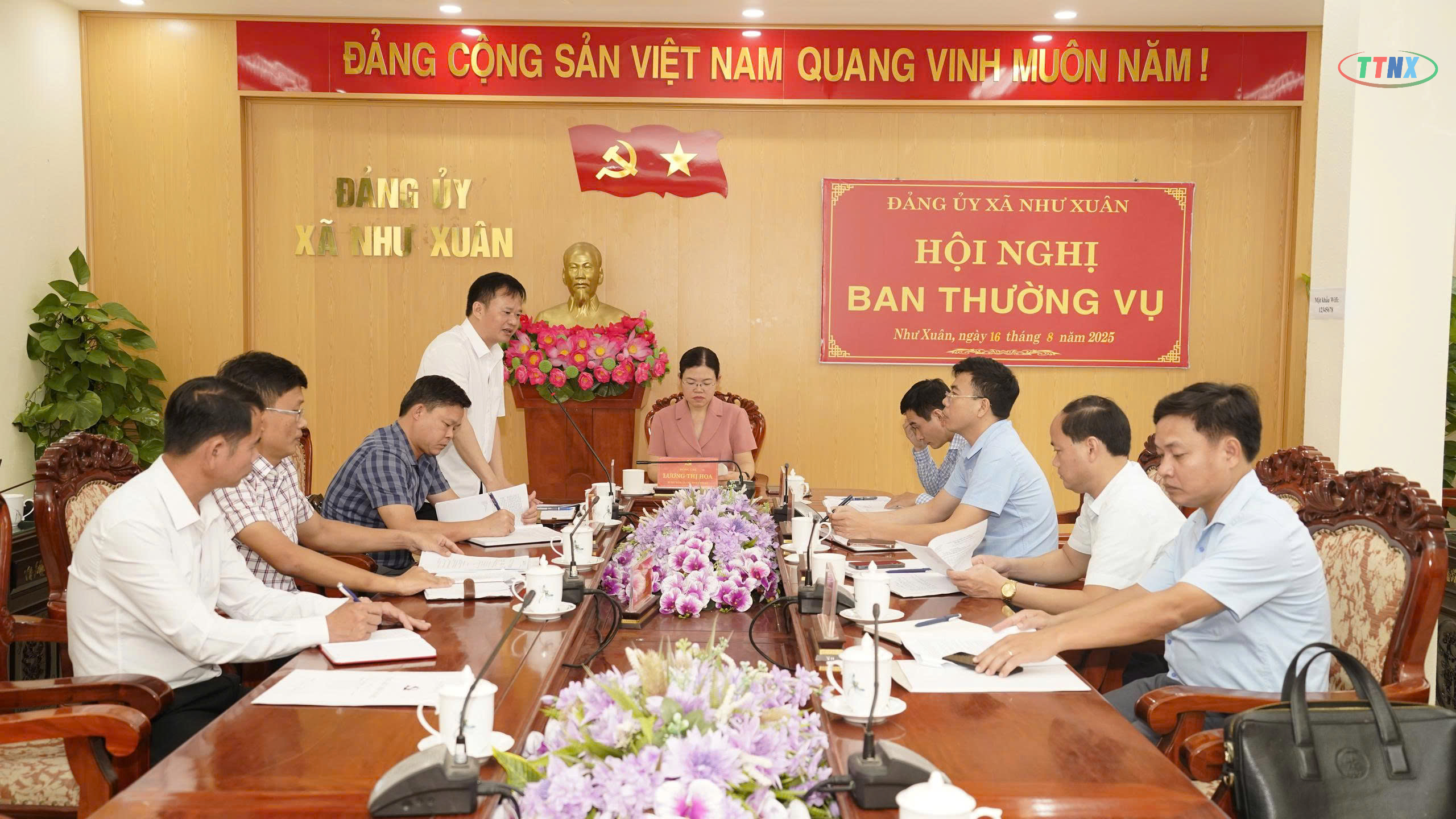 Anh-tin-bai
