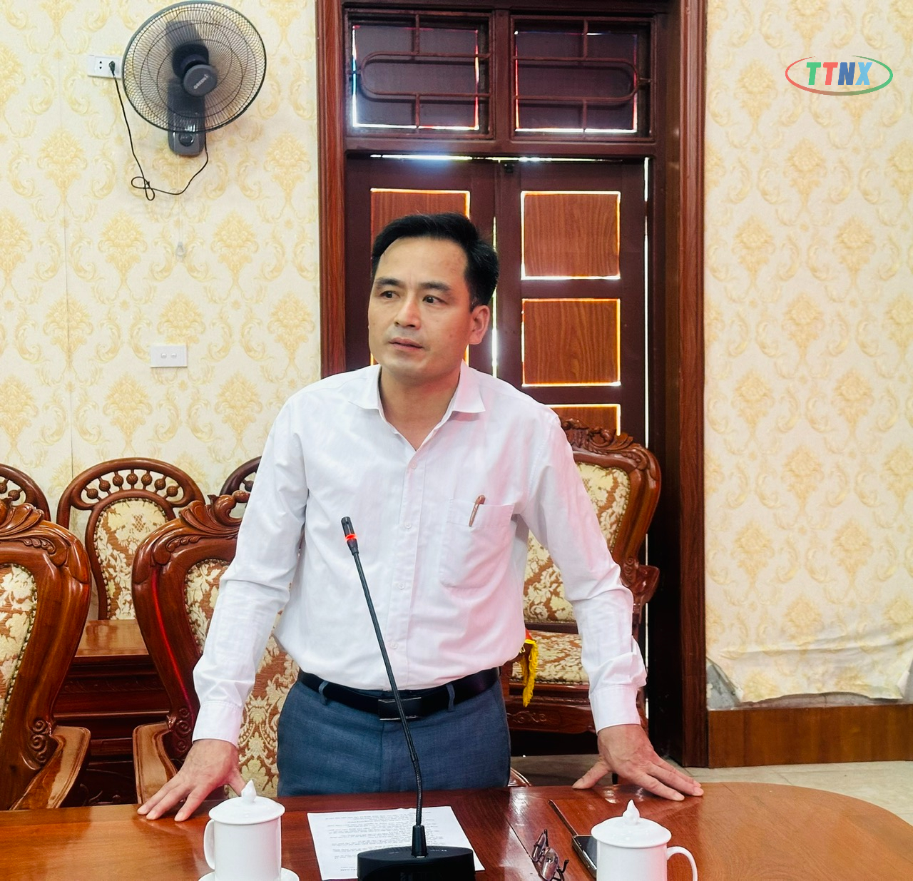 Anh-tin-bai