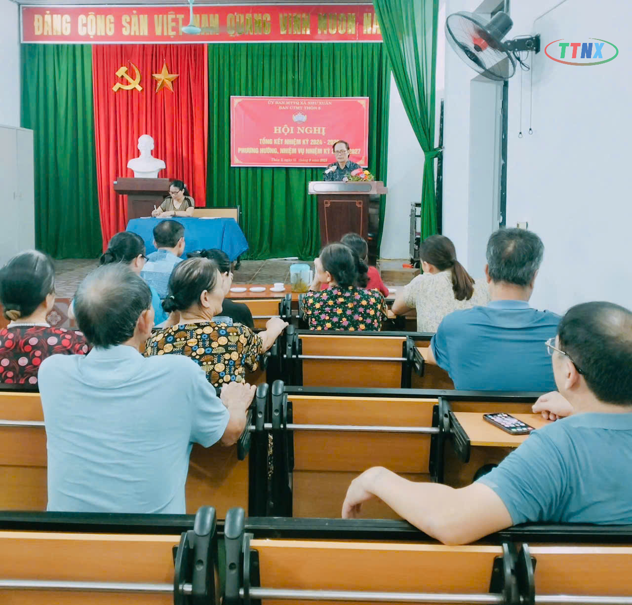 Anh-tin-bai