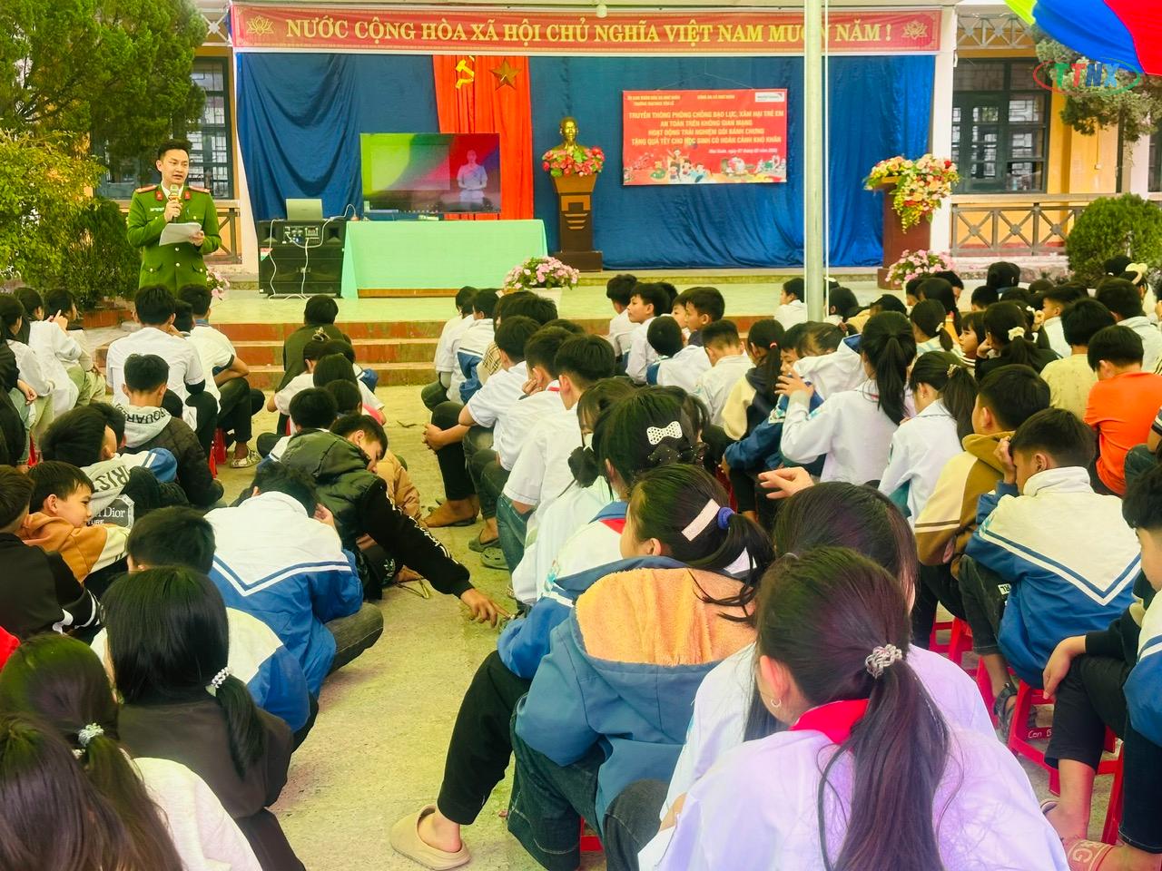Anh-tin-bai
