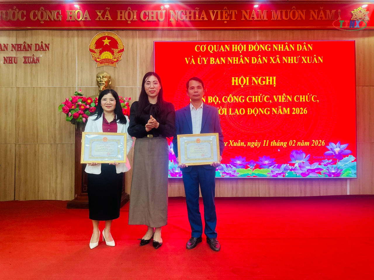 Anh-tin-bai