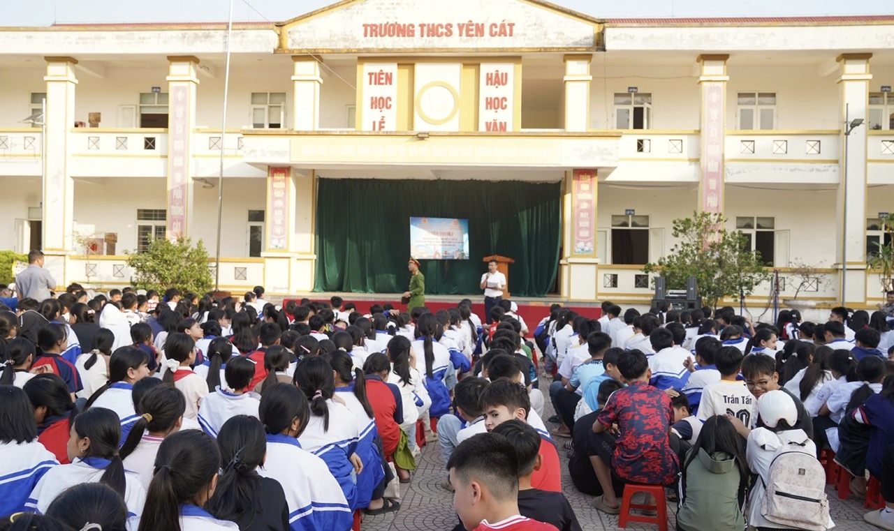 Anh-tin-bai