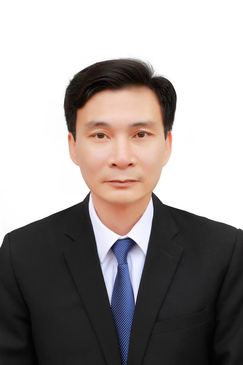 LÊ ĐÌNH CHUYÊN