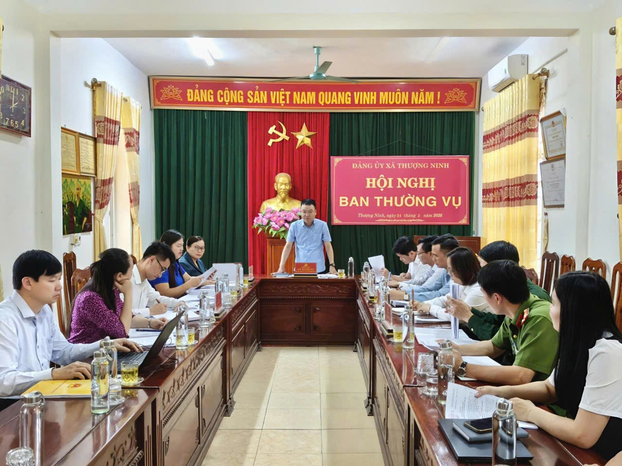 Hội nghị Ban Thường vụ Đảng uỷ xã Thượng Ninh thảo luận, cho ý kiến về một số nội dung quan trọng theo thẩm quyền