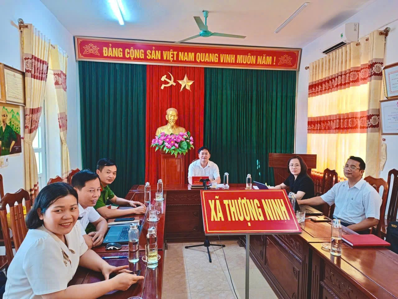 Xã Thượng Ninh tham gia hội nghị triển khai công tác đo đạc, lập bản đồ địa chính, đăng ký đất đai, hồ sơ địa chính, xây dựng, hoàn thiện cơ sở dữ liệu quốc gia về đất đai.