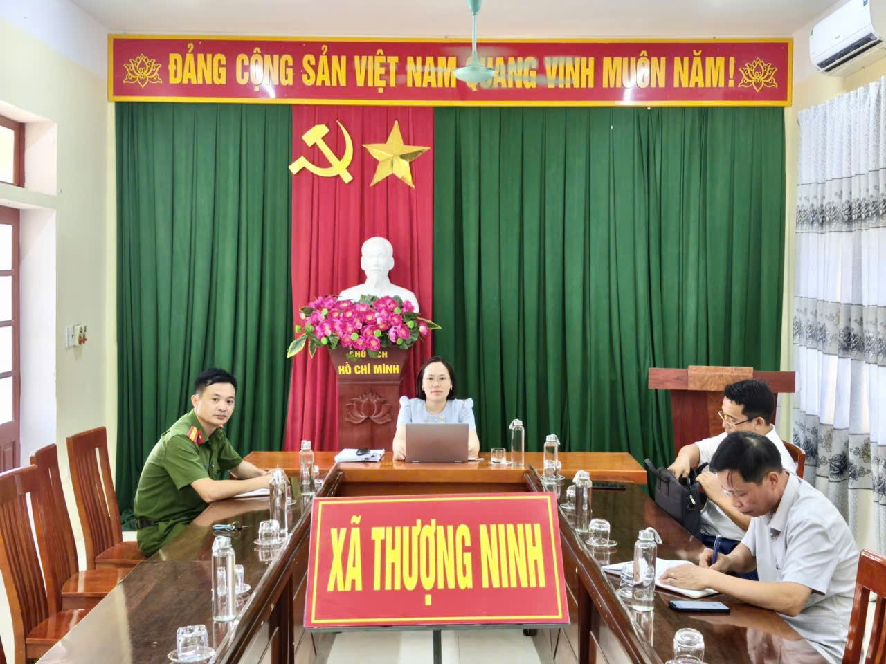 Xã Thượng Ninh tham dự hội nghị trực tuyến toàn tỉnh về chiến dịch làm giàu làm sạch cơ sở dữ liệu quốc gia về đất đai
