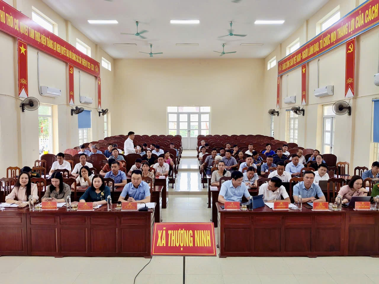 Xã Thượng Ninh tham dự Hội nghị Ban Chấp hành Đảng bộ tỉnh lần thứ 7 để xem xét, cho ý kiến về Phương án tổng thể sắp xếp thôn, tổ dân phố trên địa bàn tỉnh.