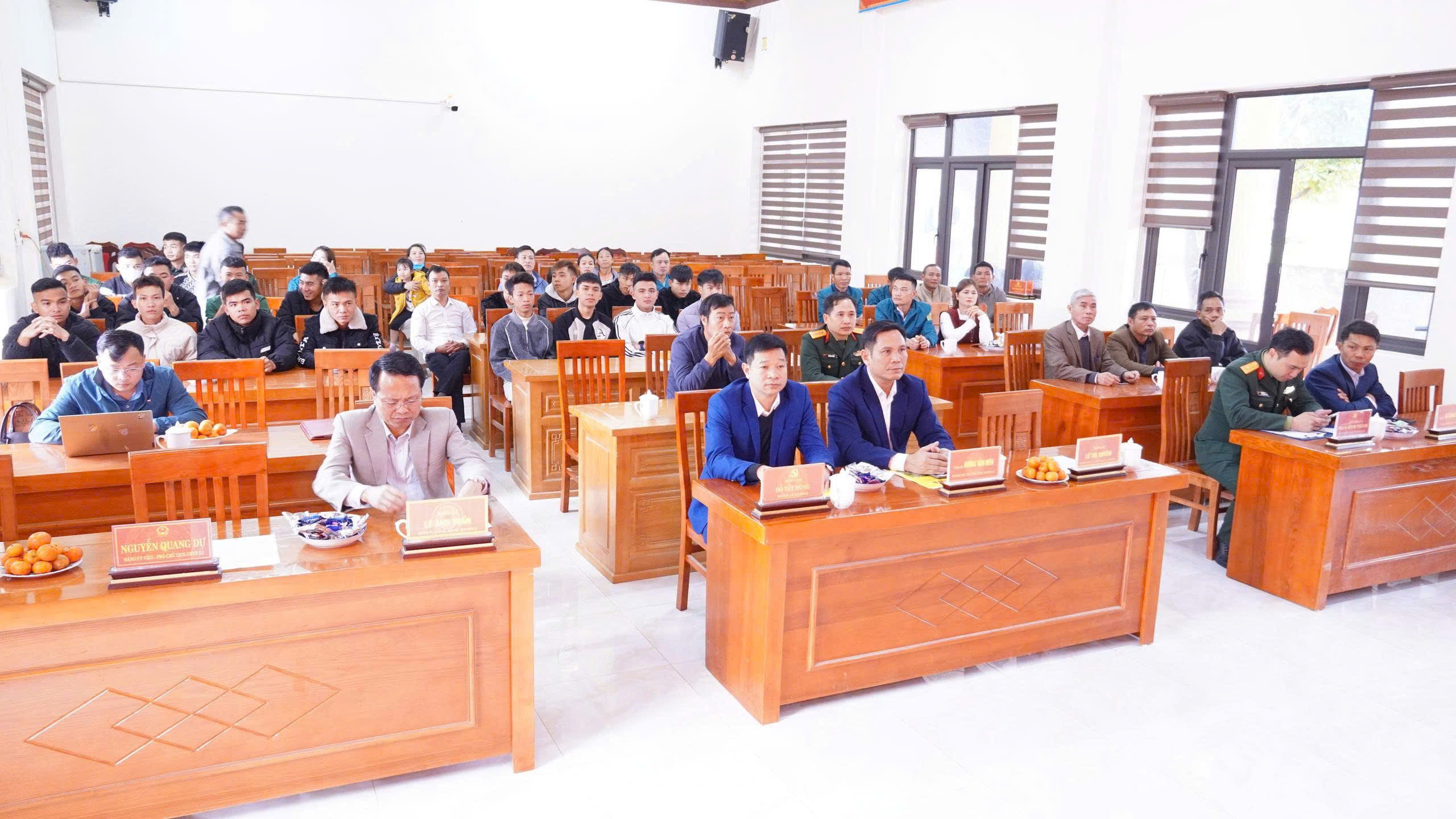 Hội đồng nghĩa vụ Quân sự xã Hoá Quỳ: Gặp mặt quân nhân hoàn thành nghĩa vụ Quân sự trở về địa phương và trao Quyết định gọi công dân nhập ngũ năm 2026.