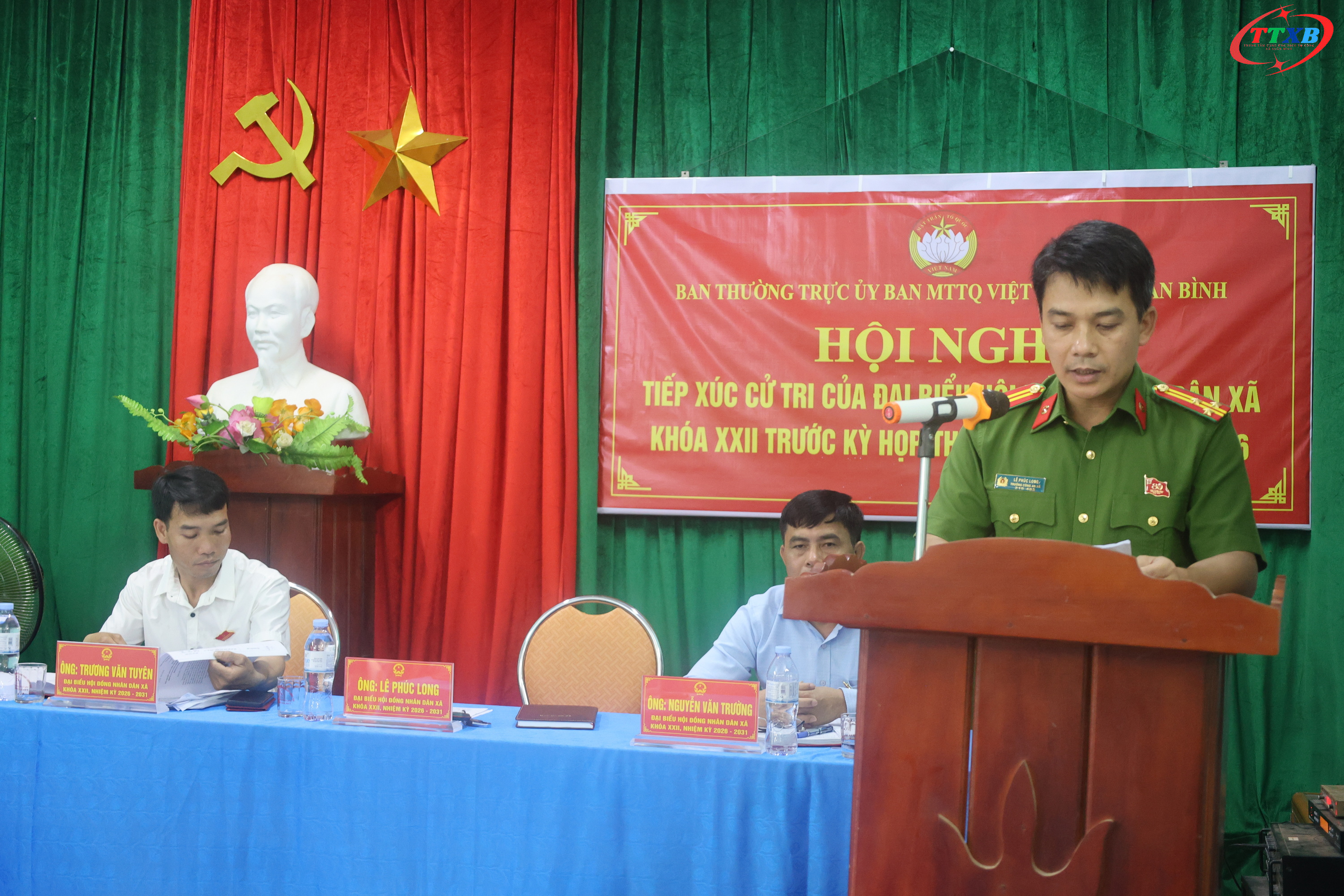 Anh-tin-bai