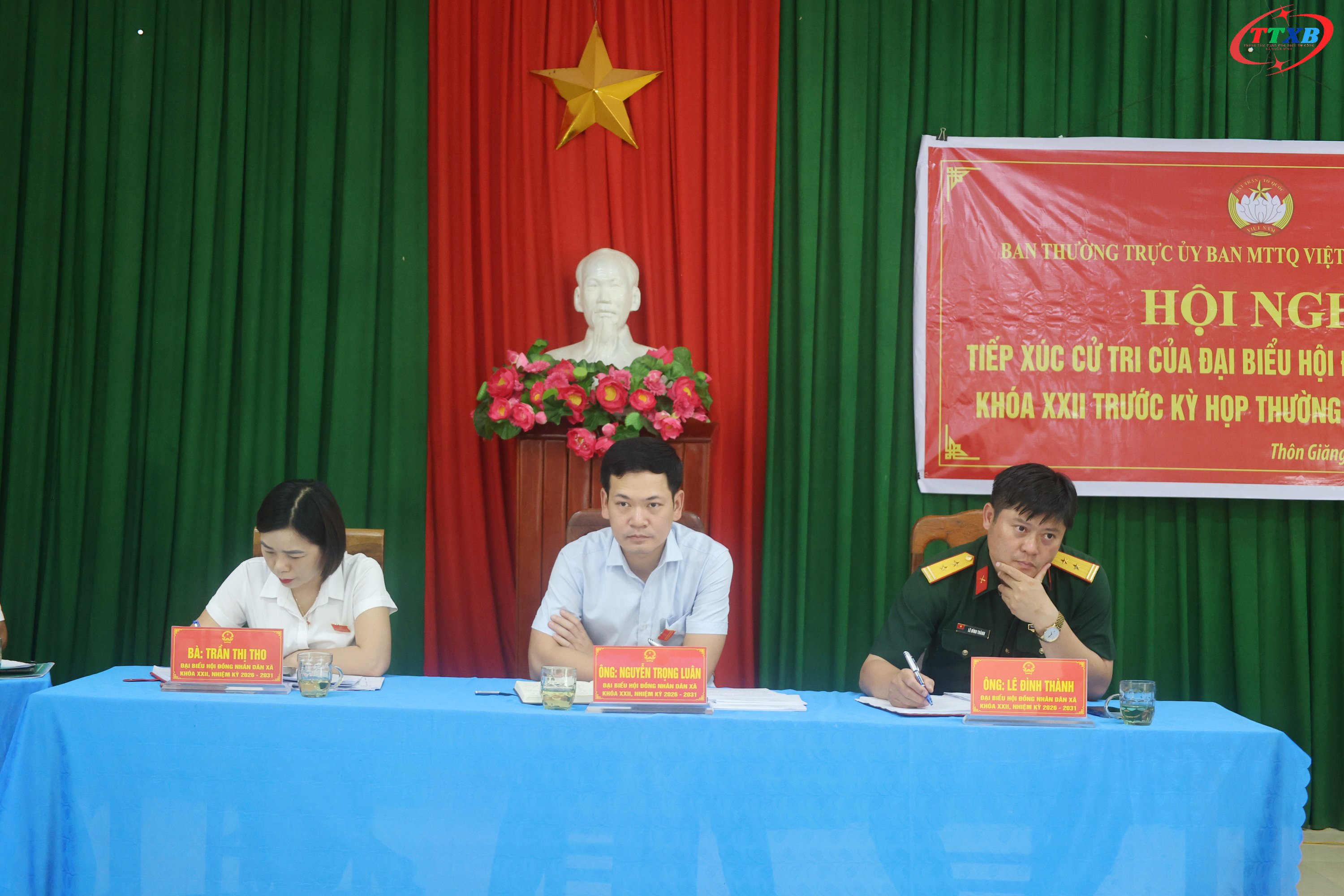 Anh-tin-bai