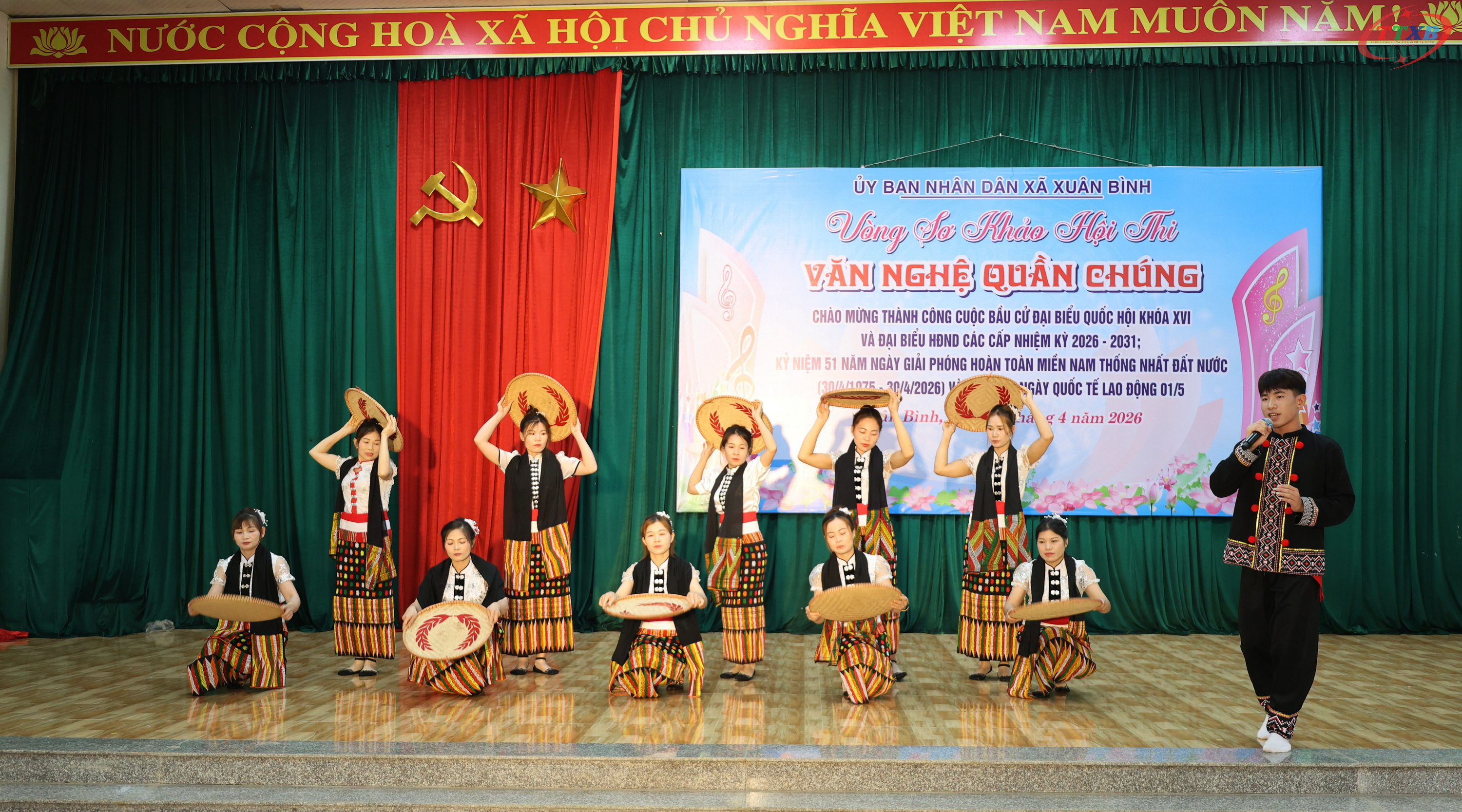 Anh-tin-bai
