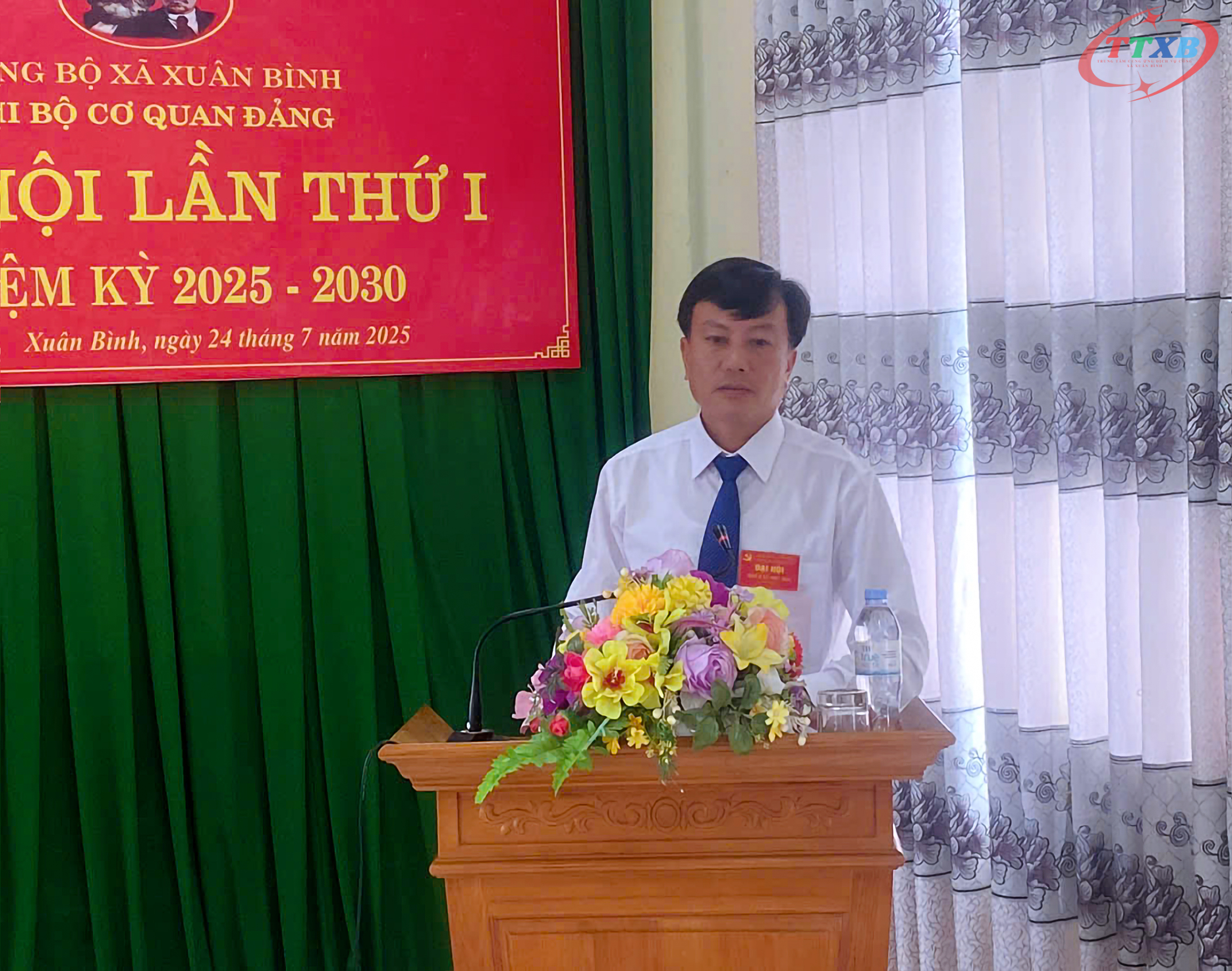 Anh-tin-bai