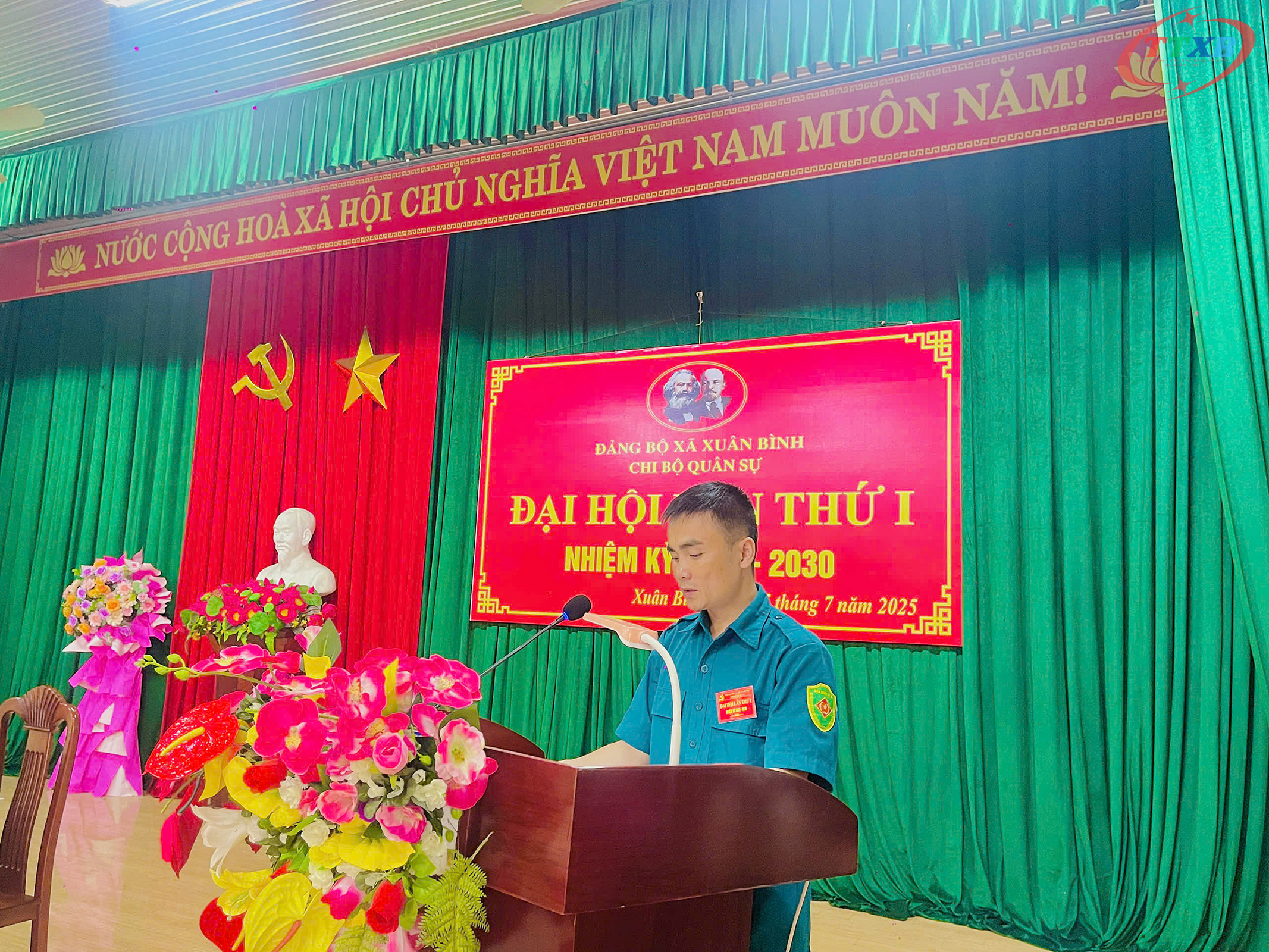 Anh-tin-bai