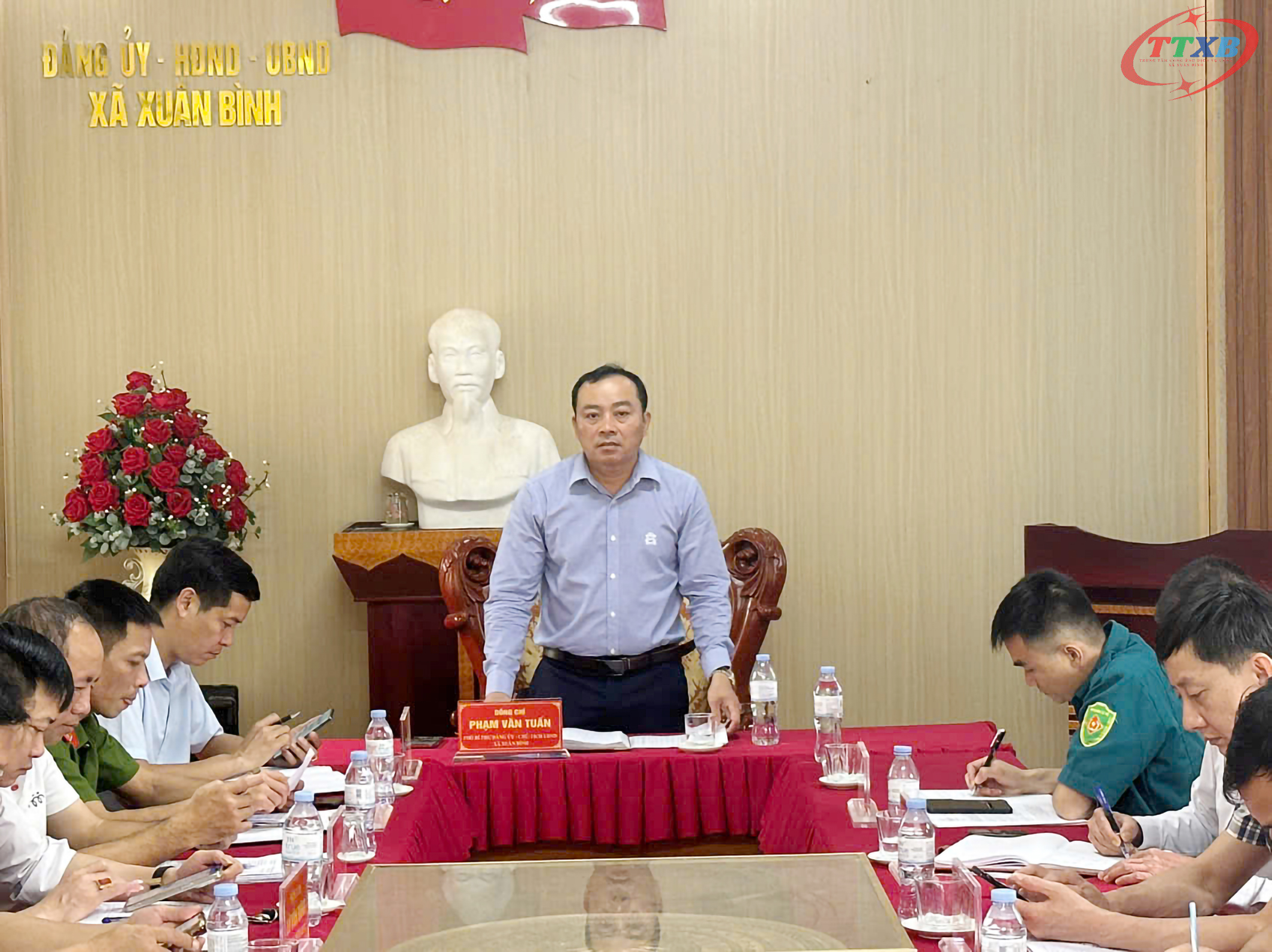 Anh-tin-bai
