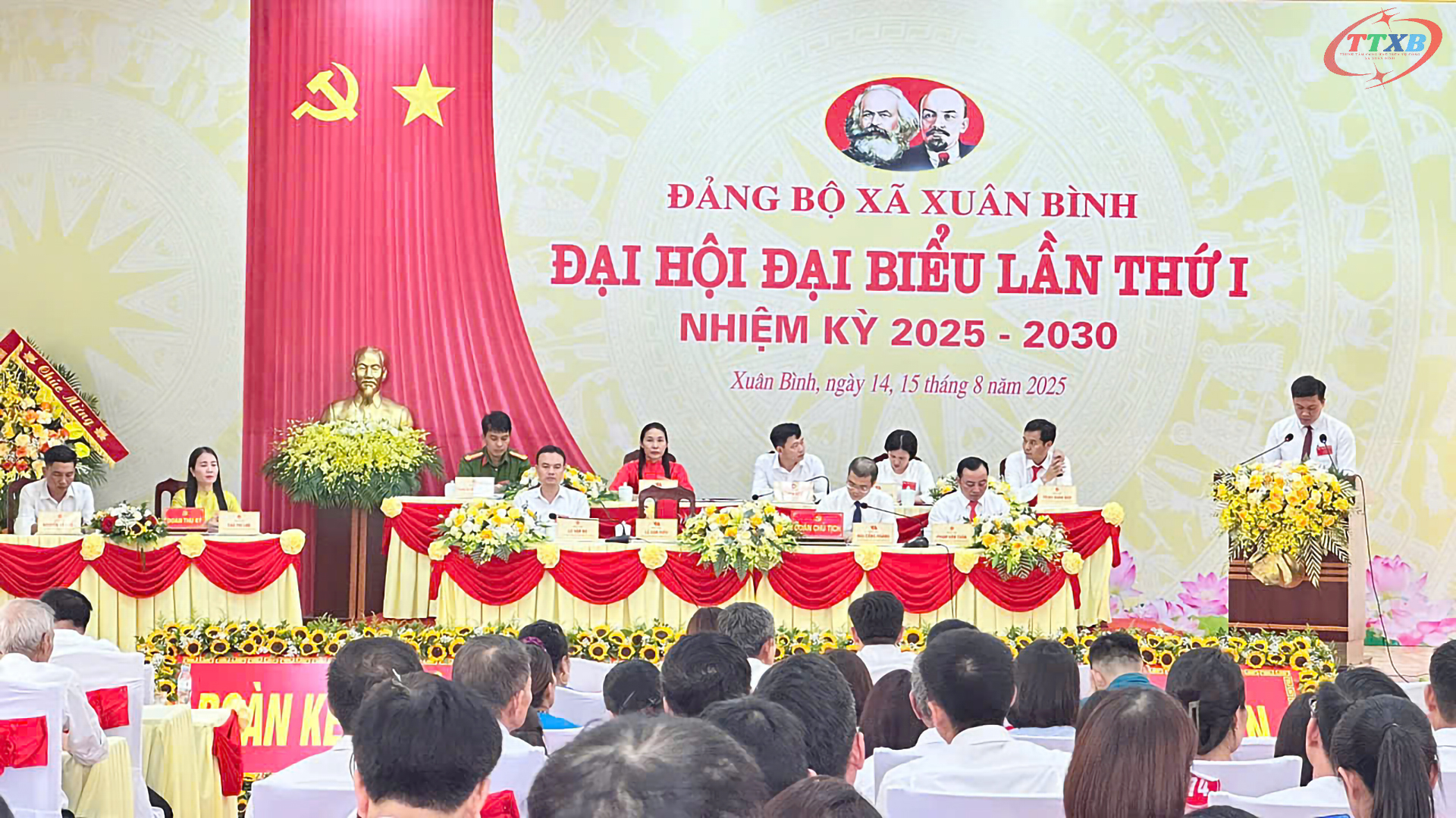Anh-tin-bai