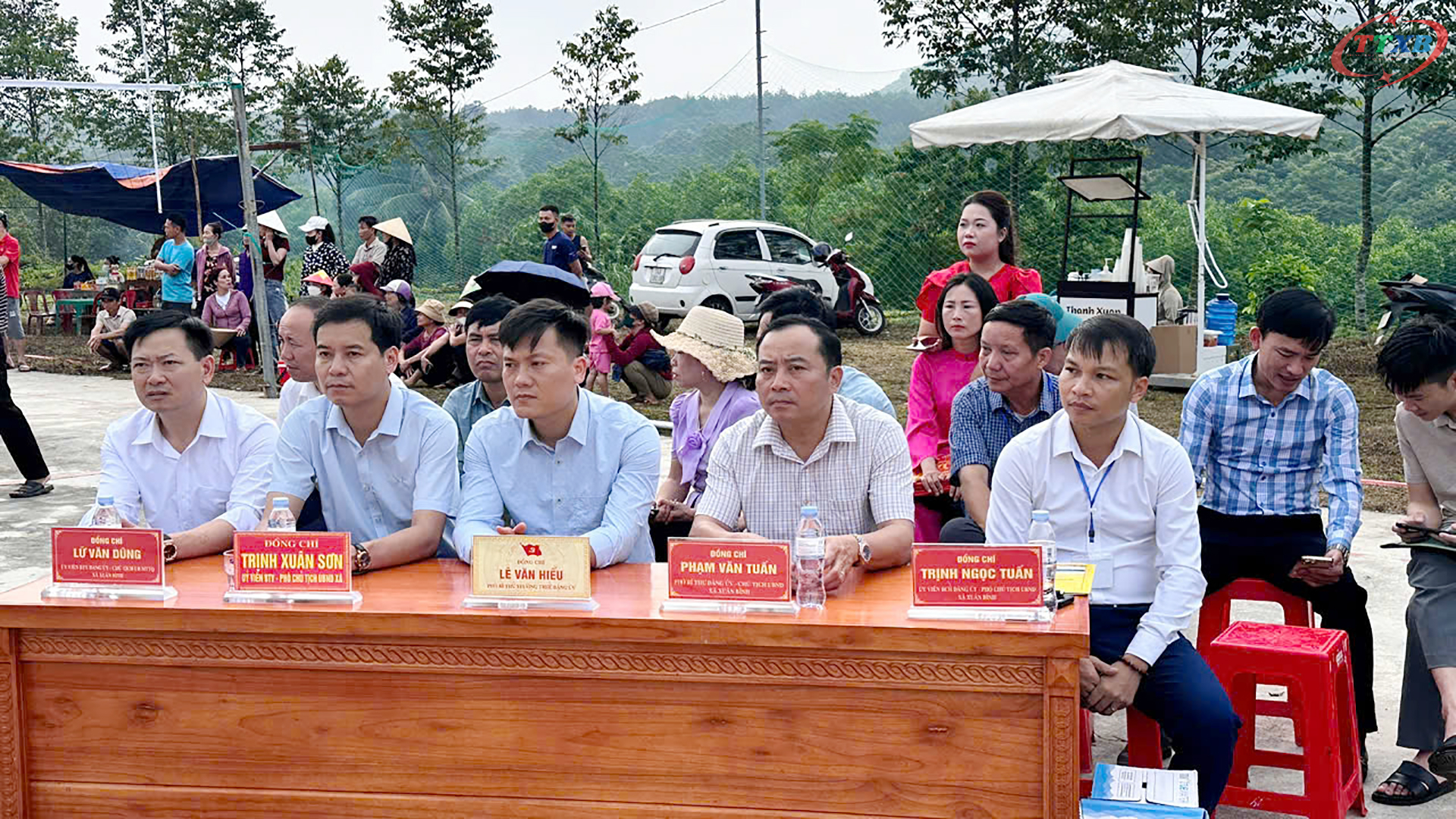 Anh-tin-bai