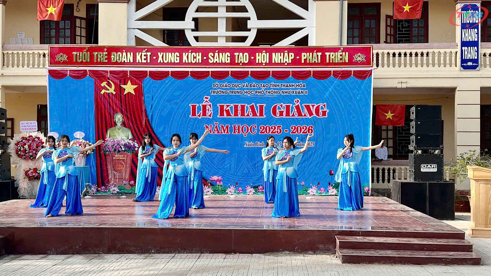 Anh-tin-bai